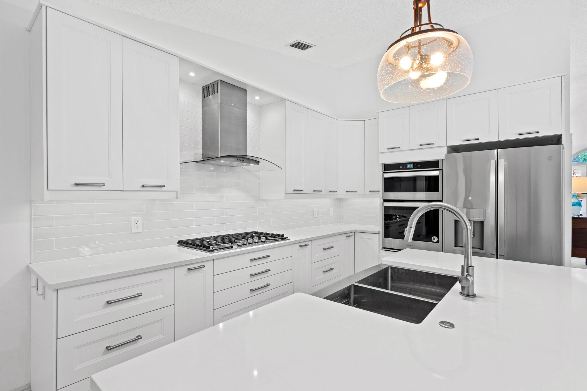 10223 Hunt Club Lane