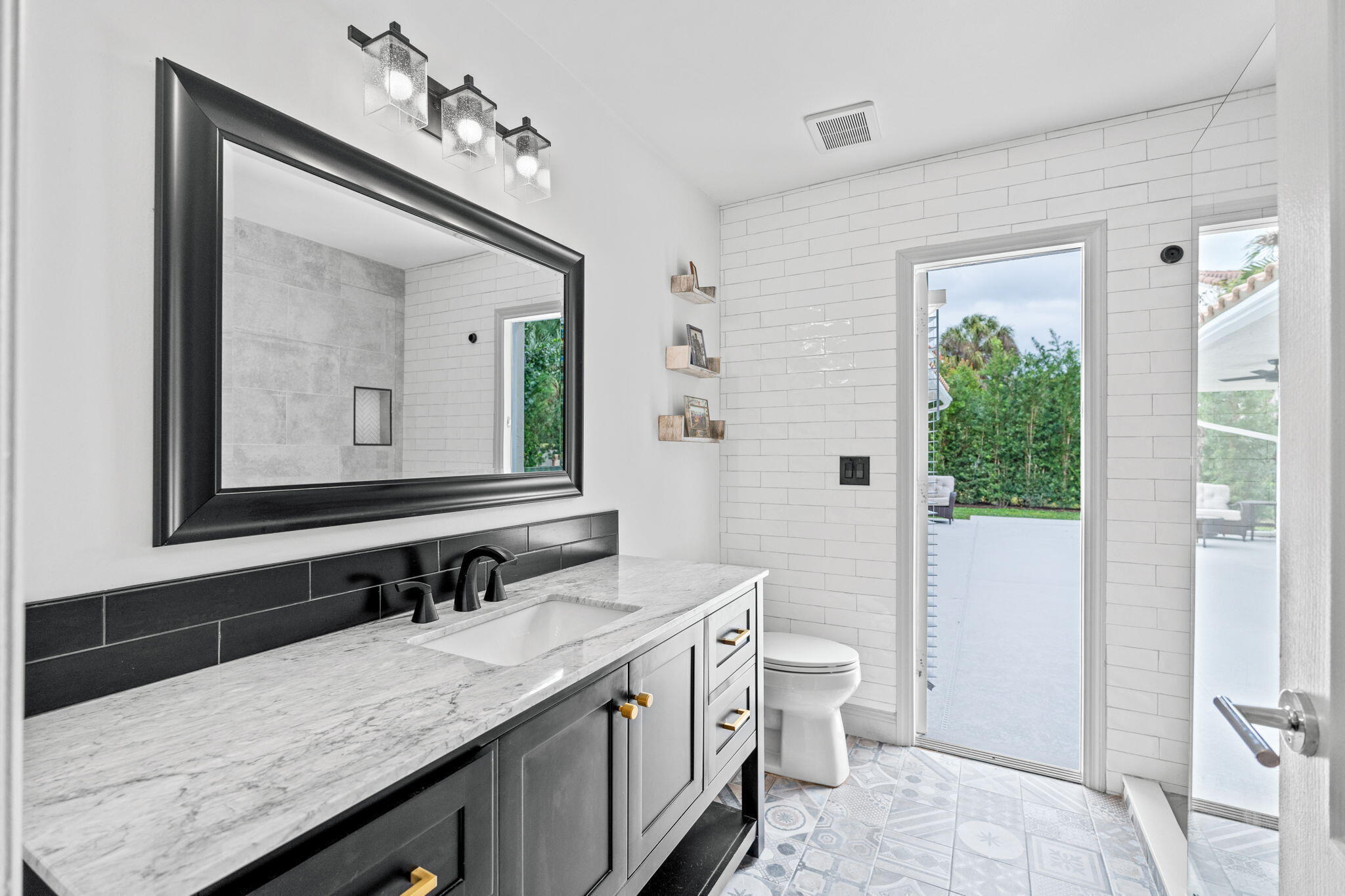 10223 Hunt Club Lane