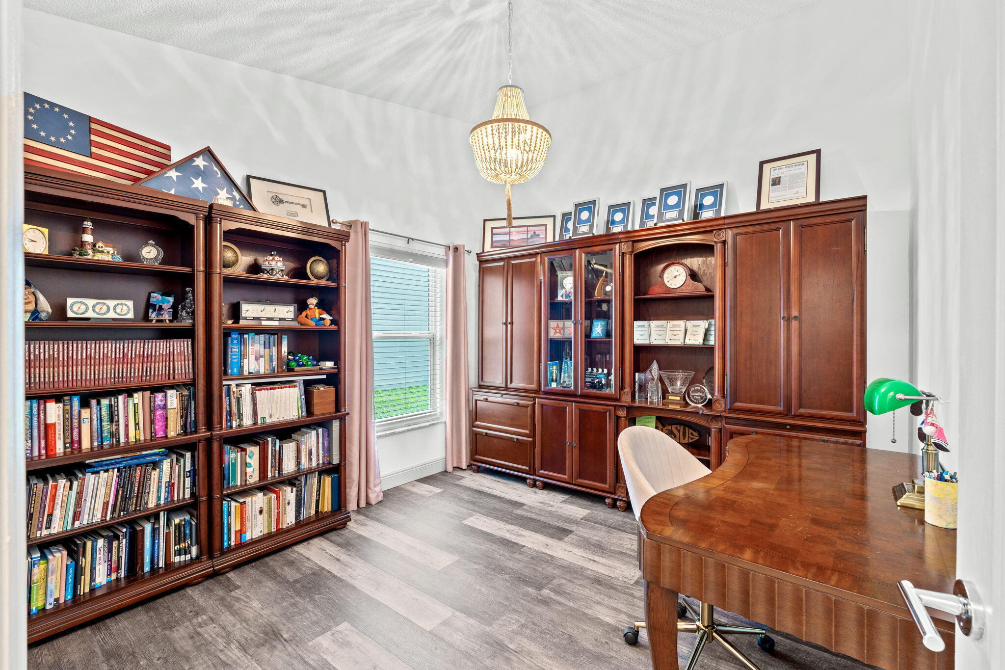 10223 Hunt Club Lane