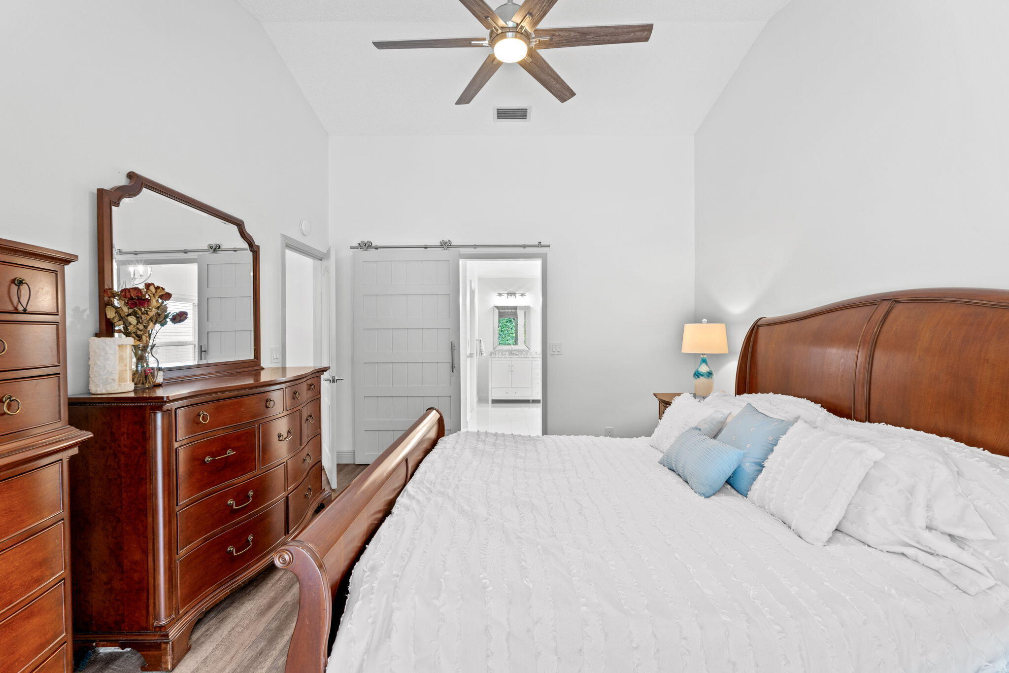 10223 Hunt Club Lane