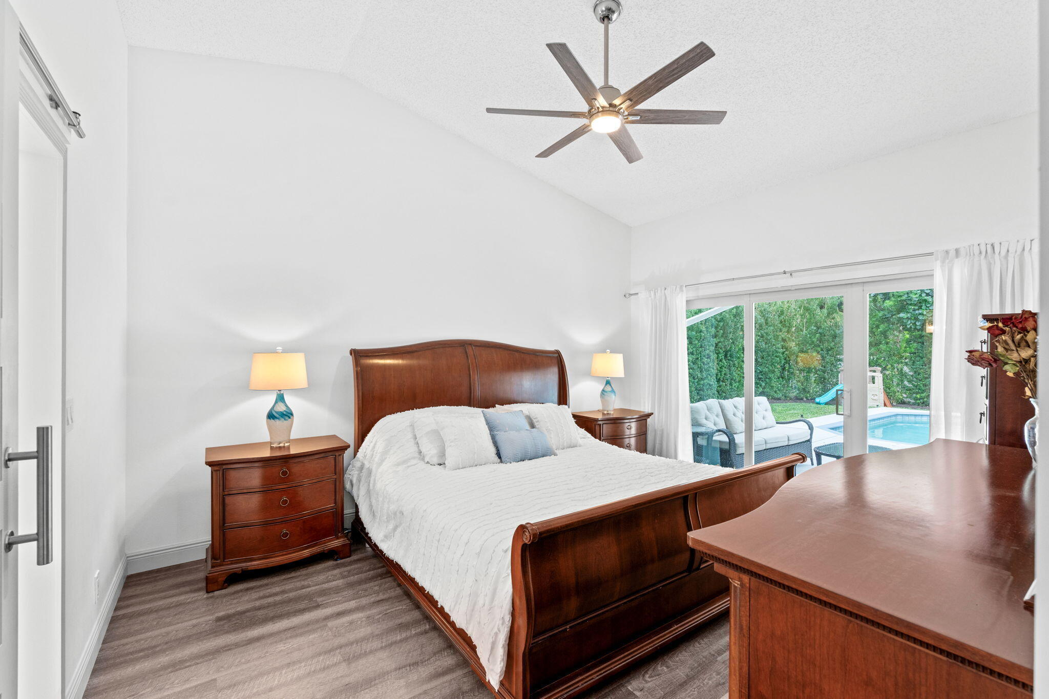 10223 Hunt Club Lane