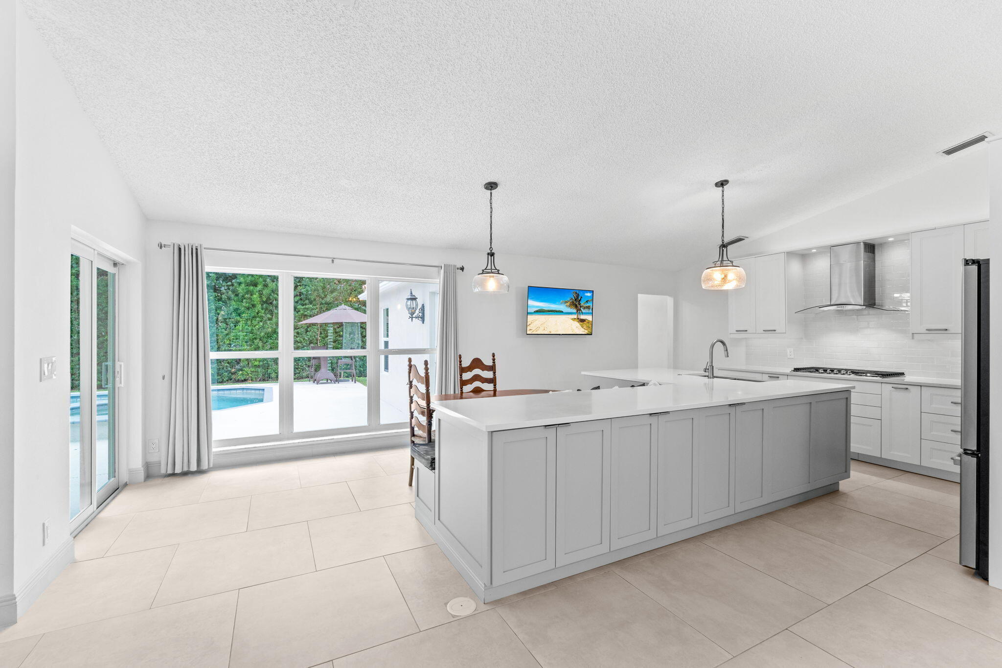 10223 Hunt Club Lane