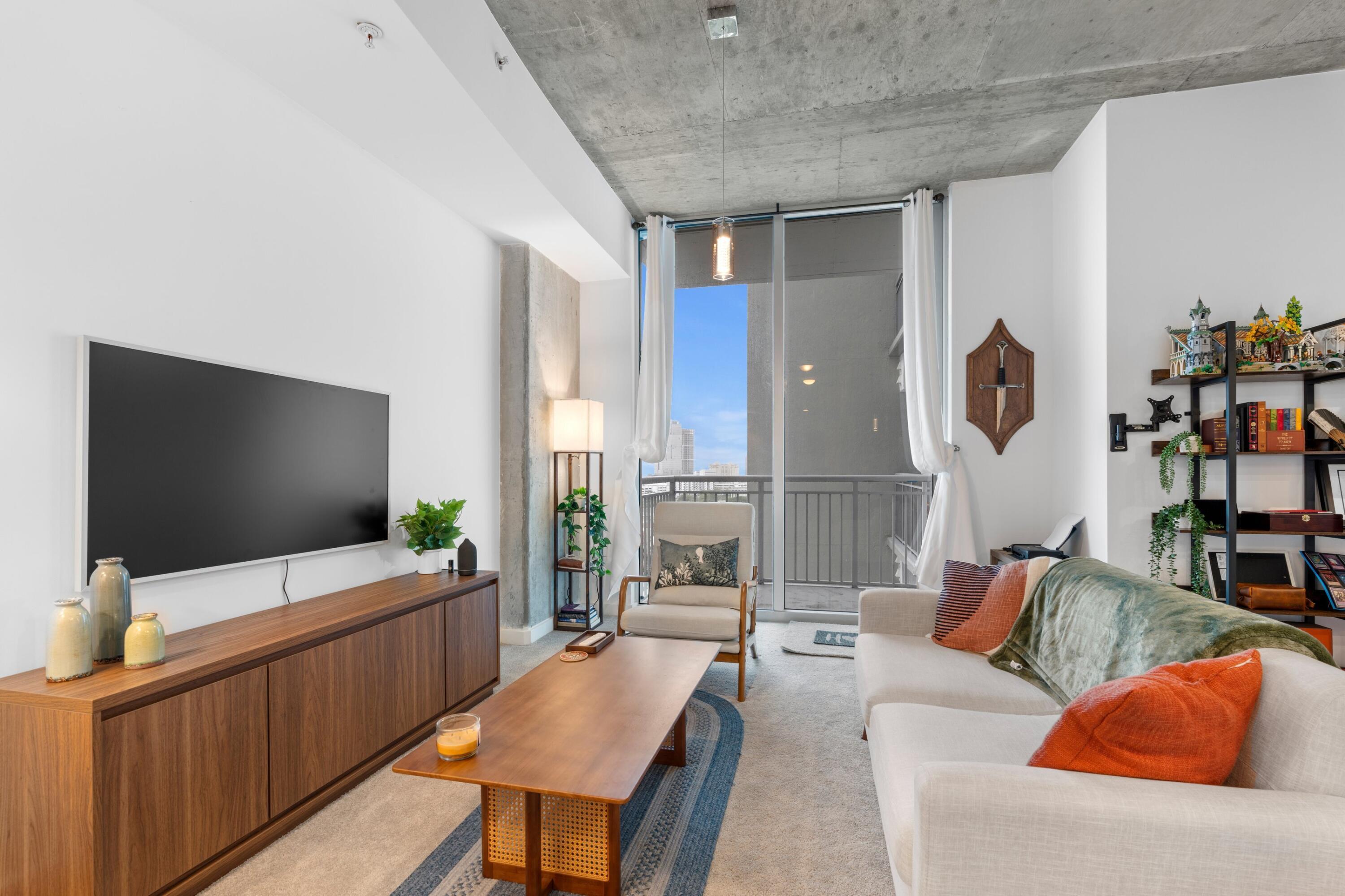 300 S Australian Avenue 1101