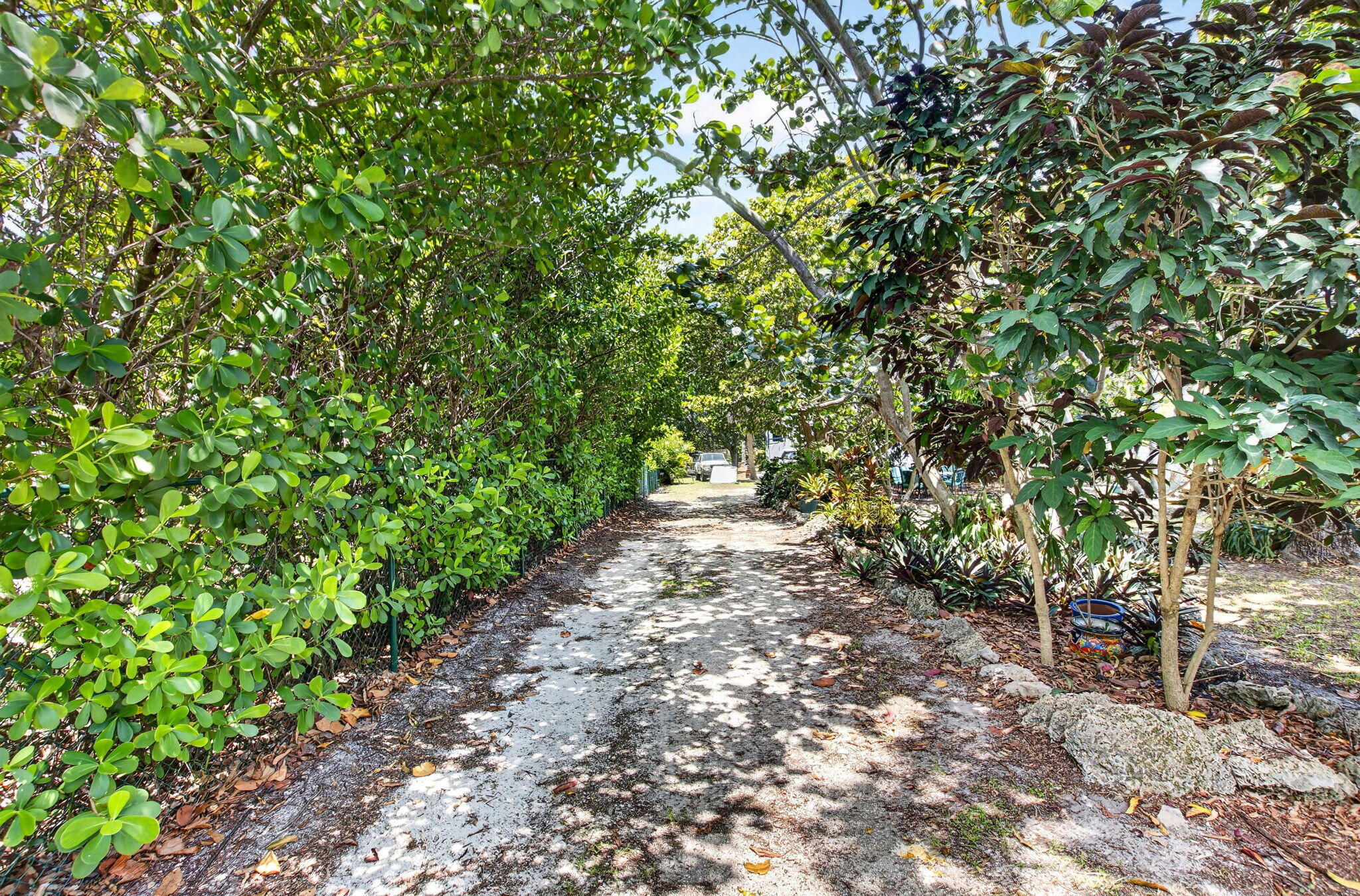 7381 HIGH RIDGE Road