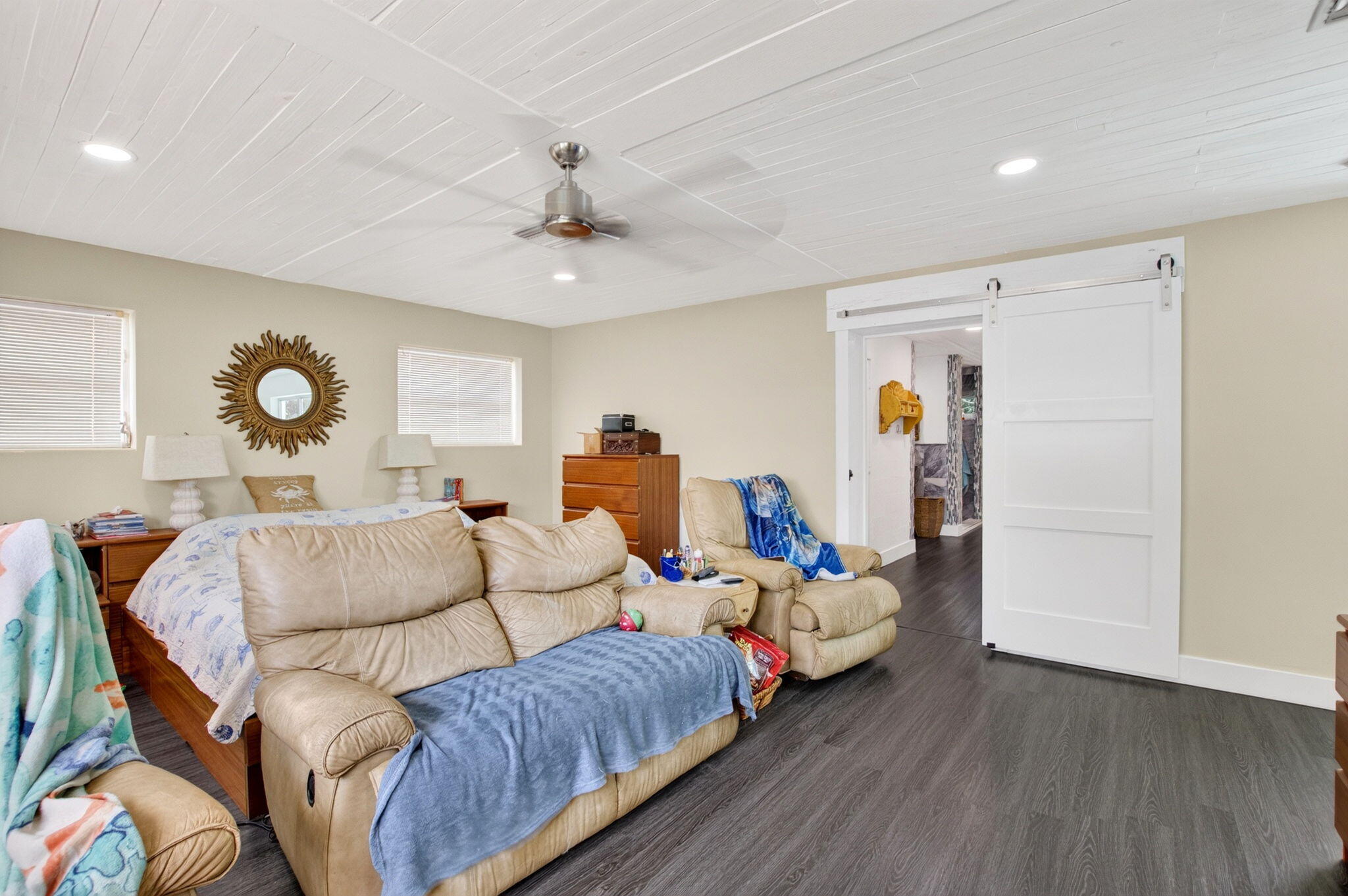 7381 HIGH RIDGE Road