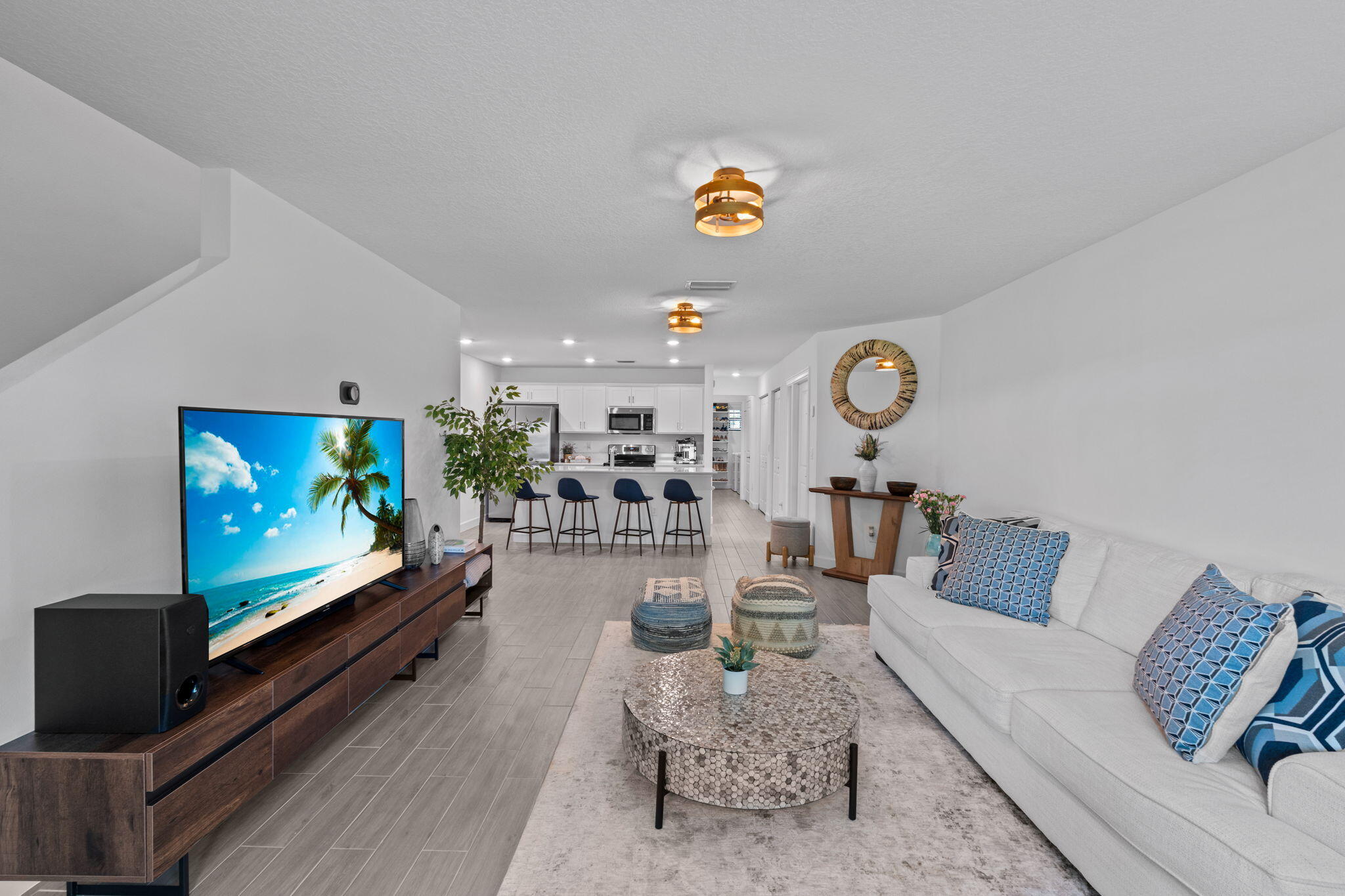 6001 Woods Edge Circle