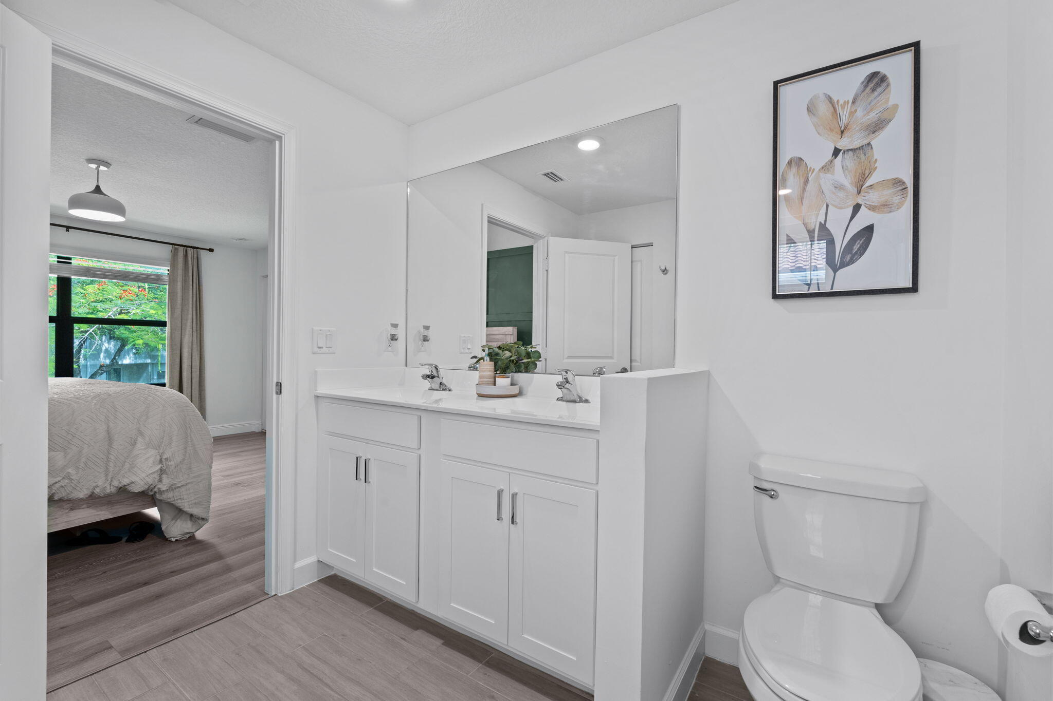 6001 Woods Edge Circle