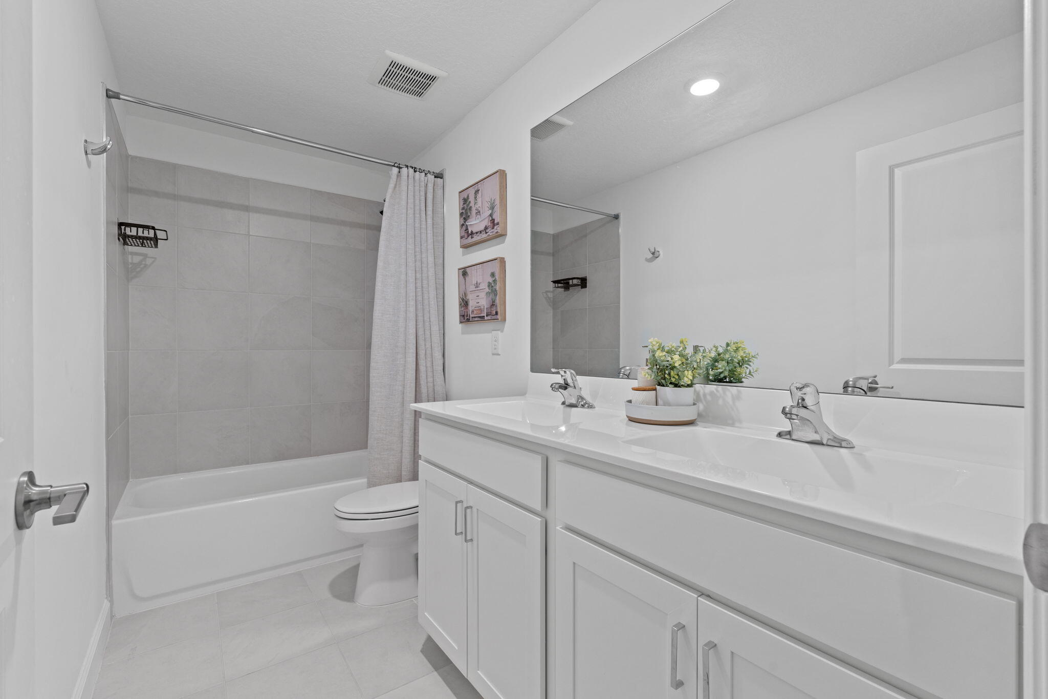 6001 Woods Edge Circle