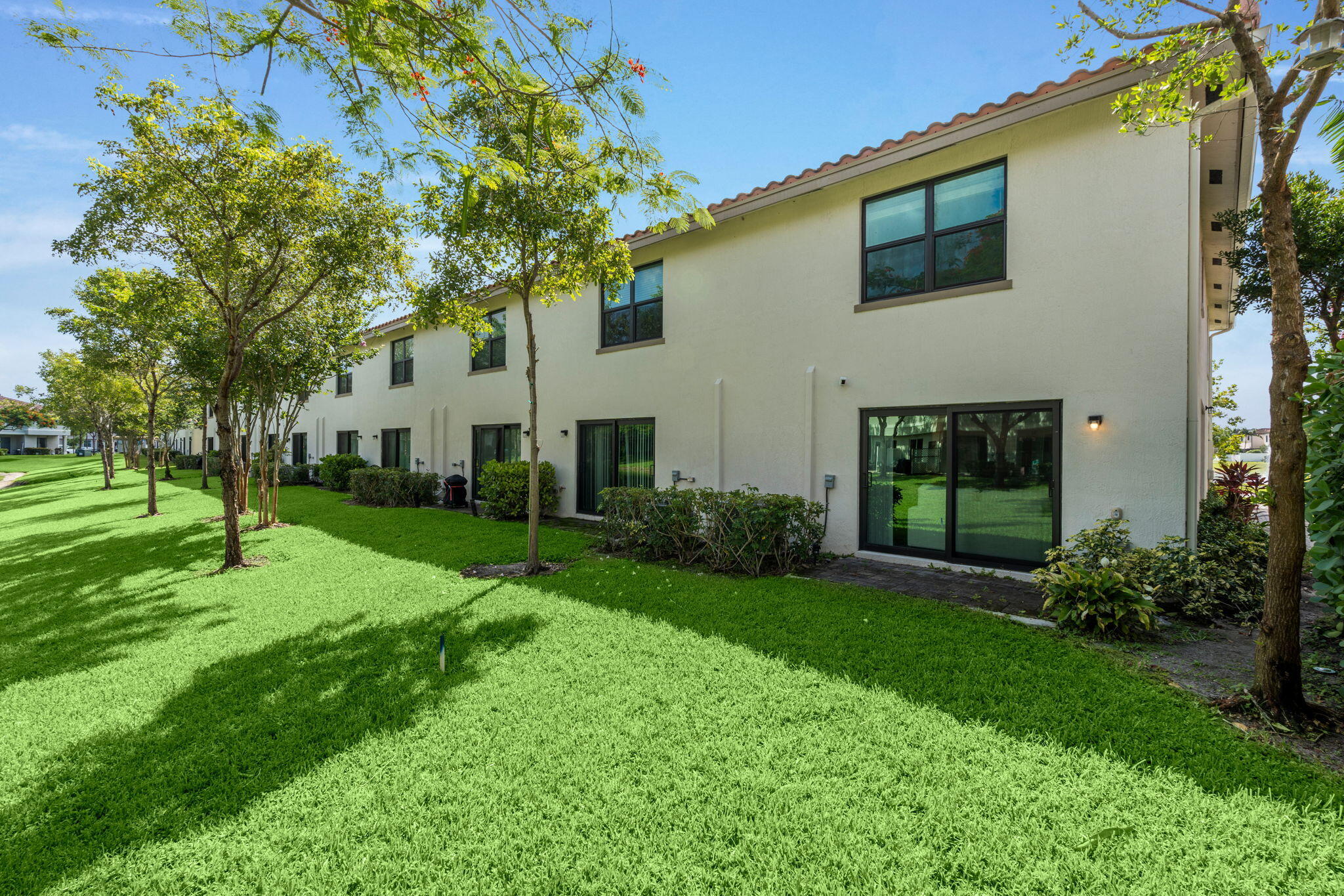 6001 Woods Edge Circle