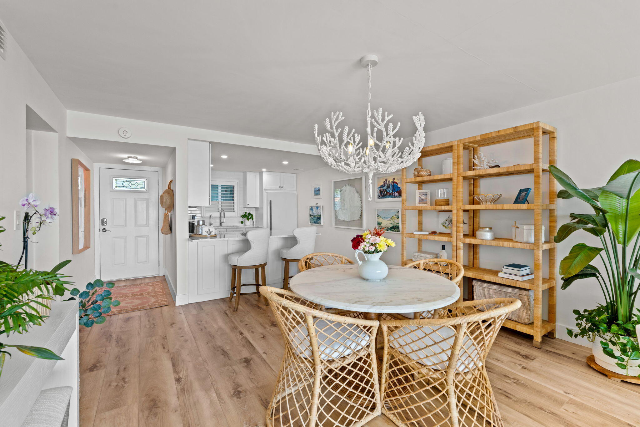 52 YACHT CLUB Drive 204