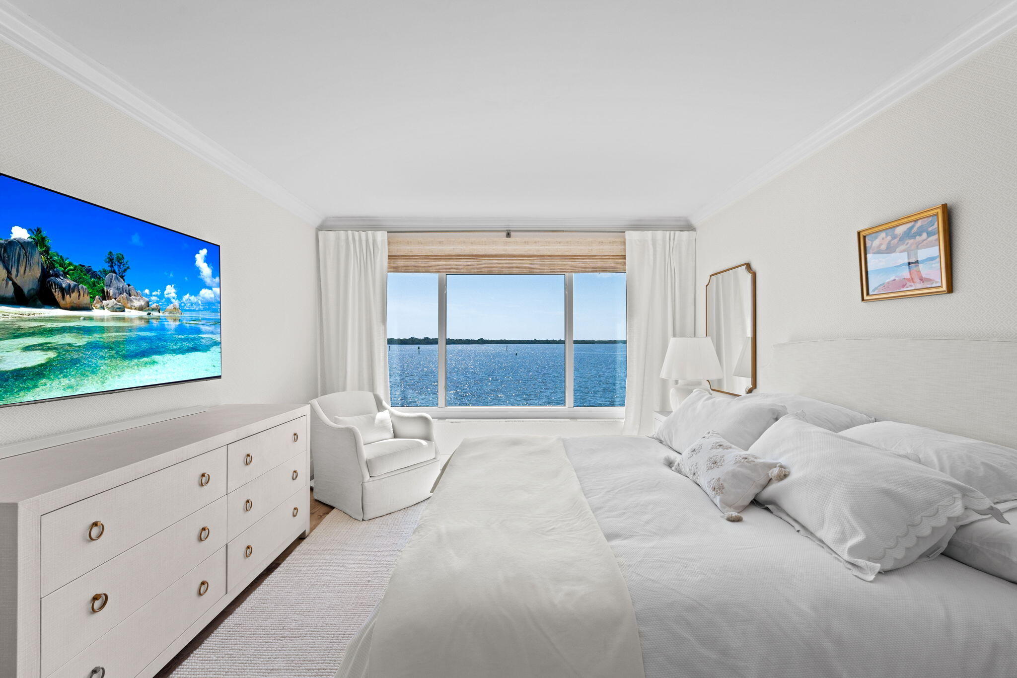 52 YACHT CLUB Drive 204