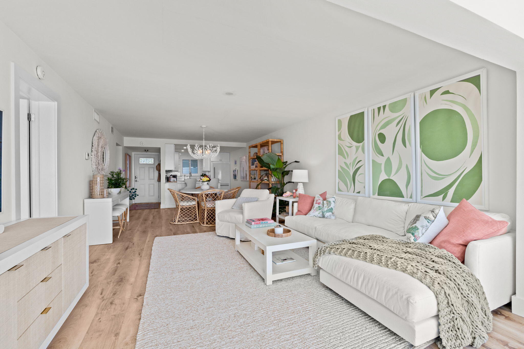 52 YACHT CLUB Drive 204