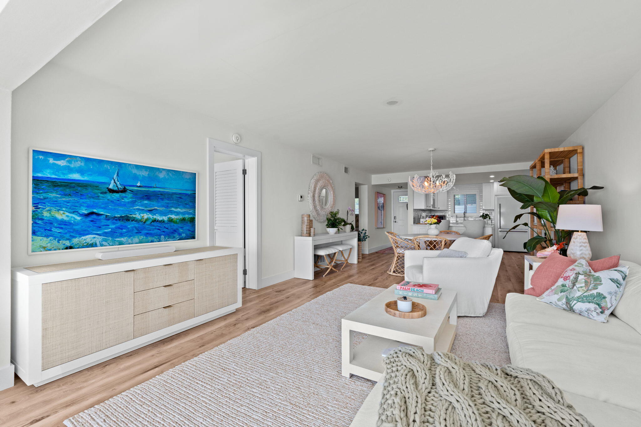 52 YACHT CLUB Drive 204