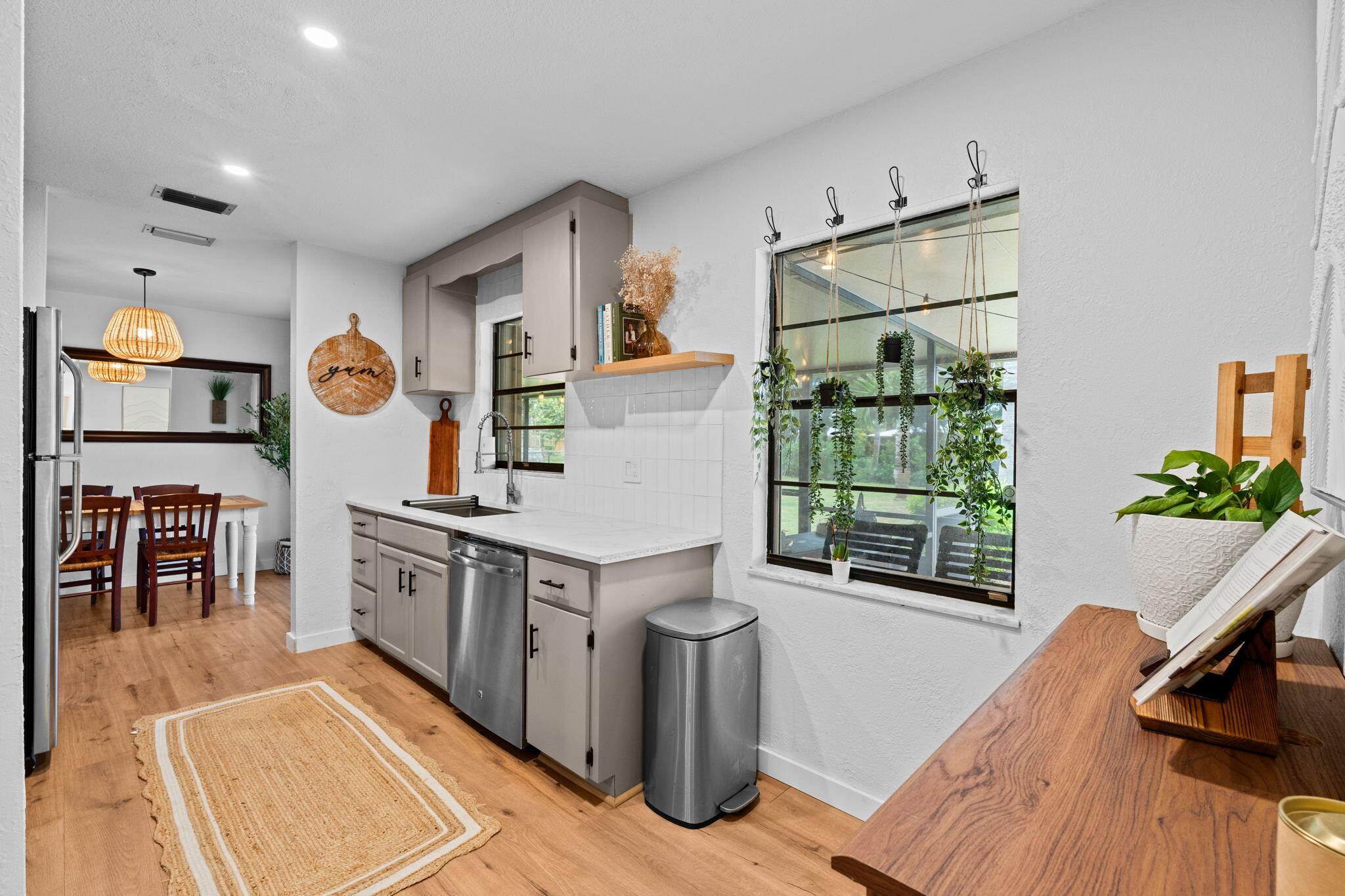 1292 SE MENDAVIA Avenue, Port St. Lucie