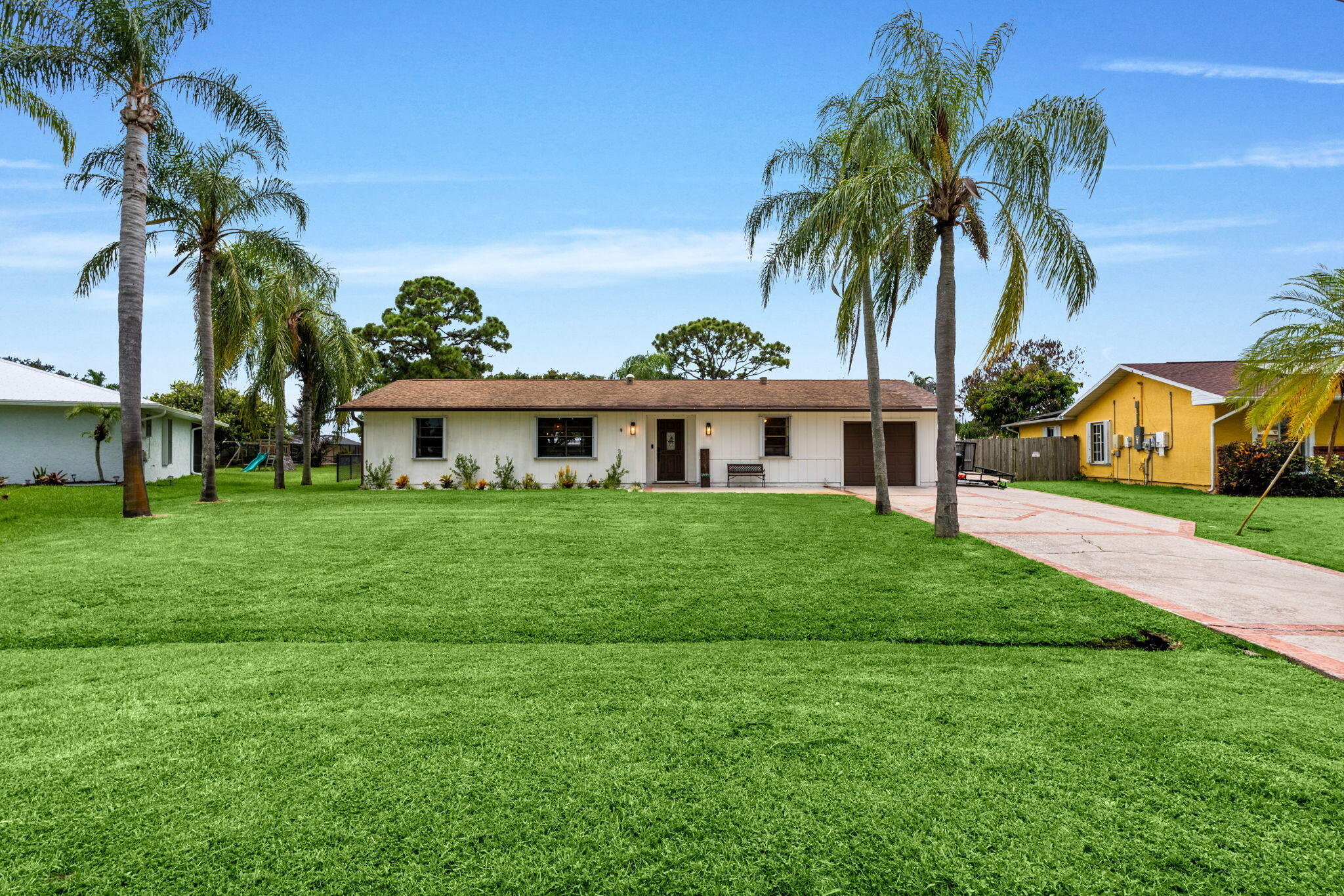 1292 SE MENDAVIA Avenue, Port St. Lucie