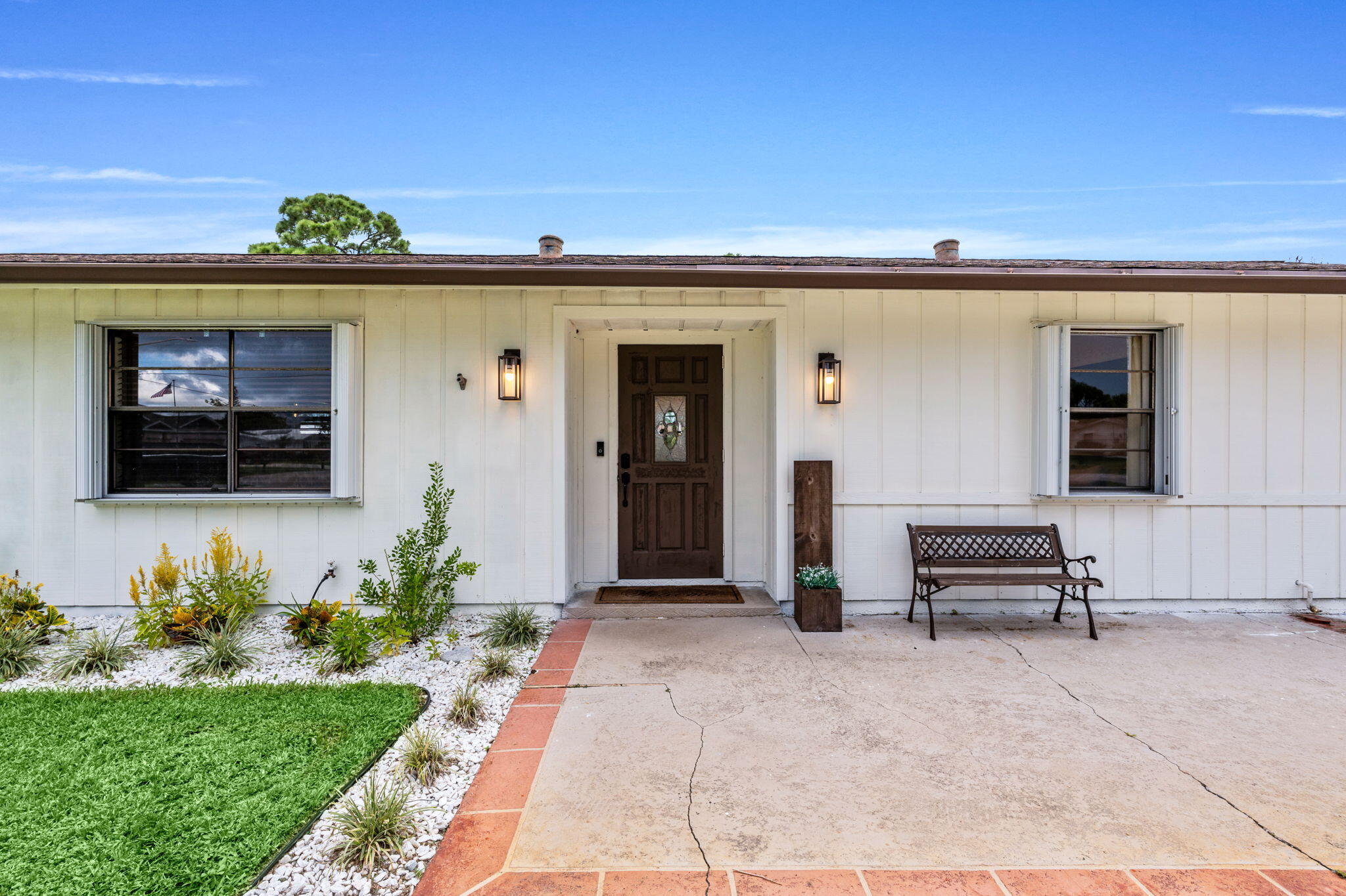 1292 SE MENDAVIA Avenue, Port St. Lucie
