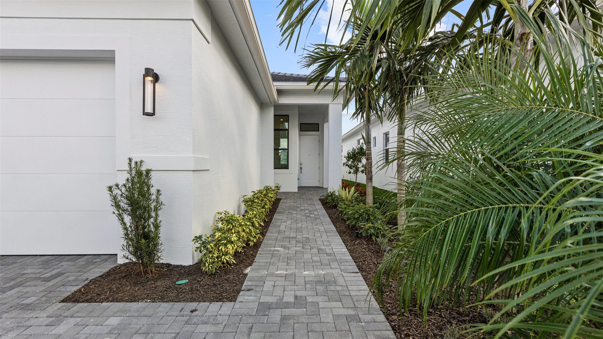 5072 Lido Key Lane
