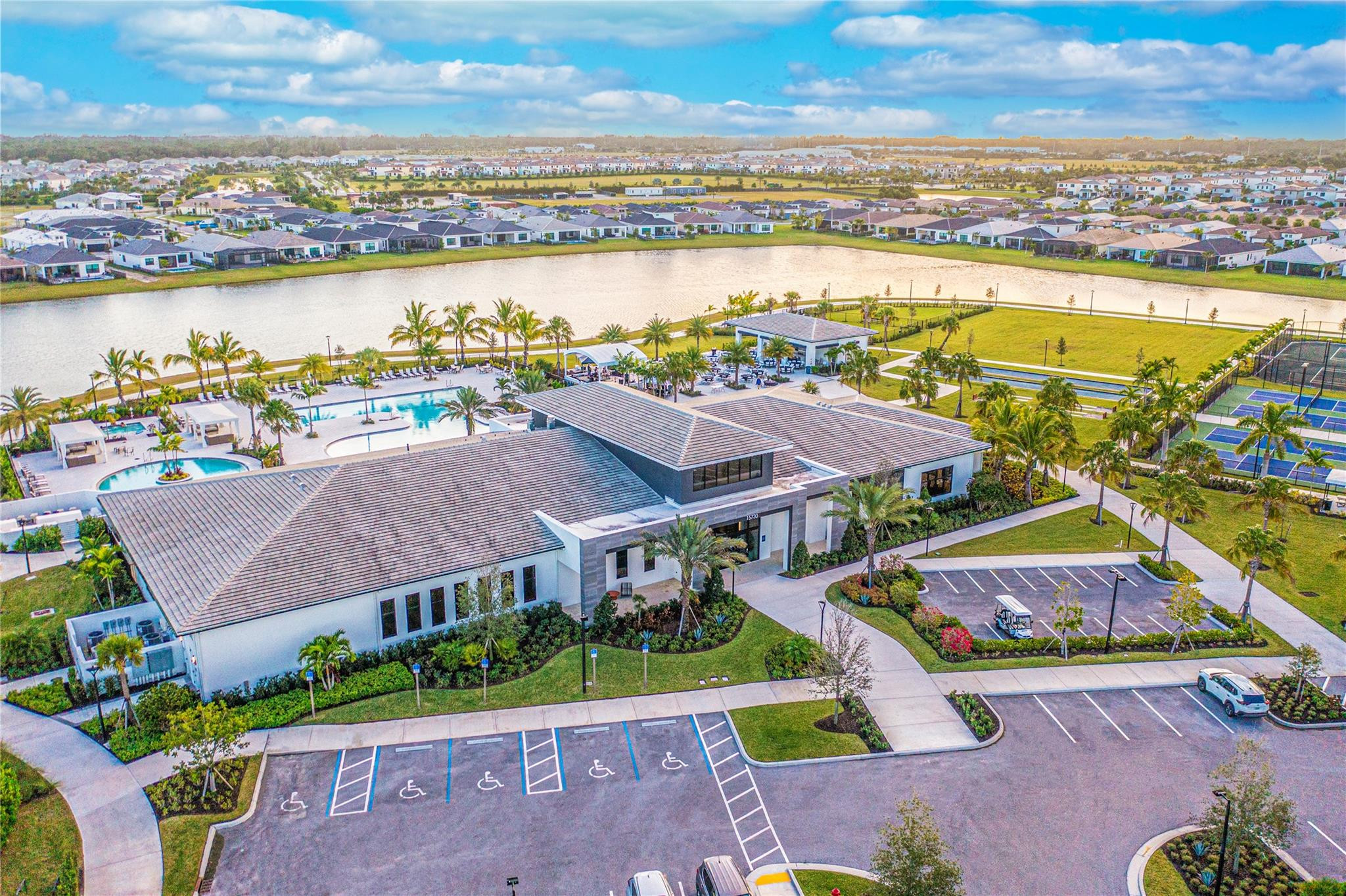 5072 Lido Key Lane