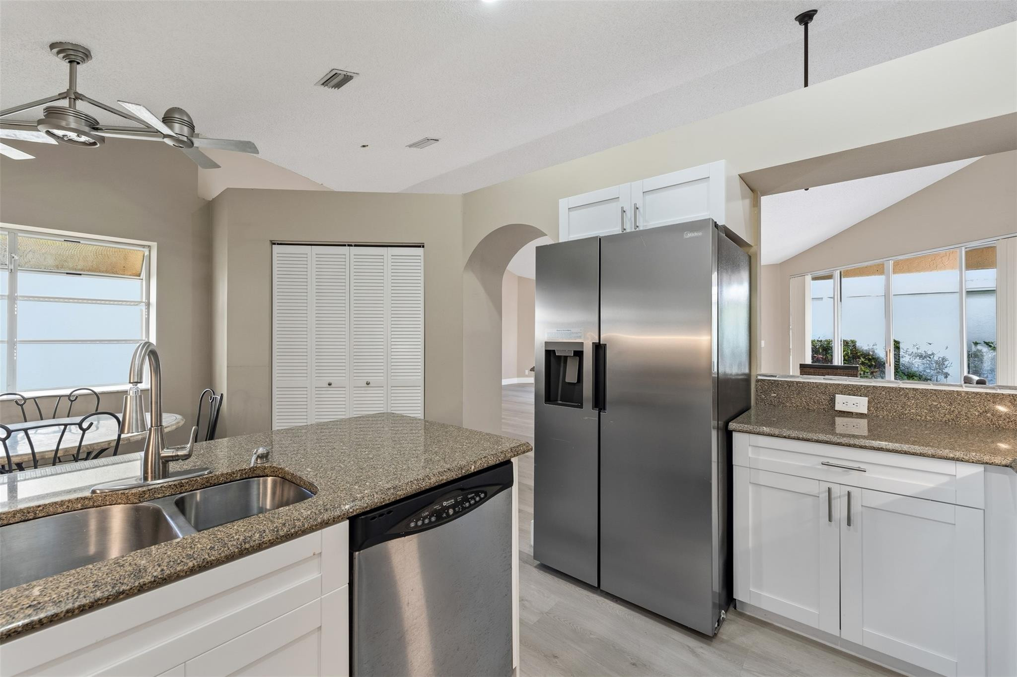9181 Heathridge Drive