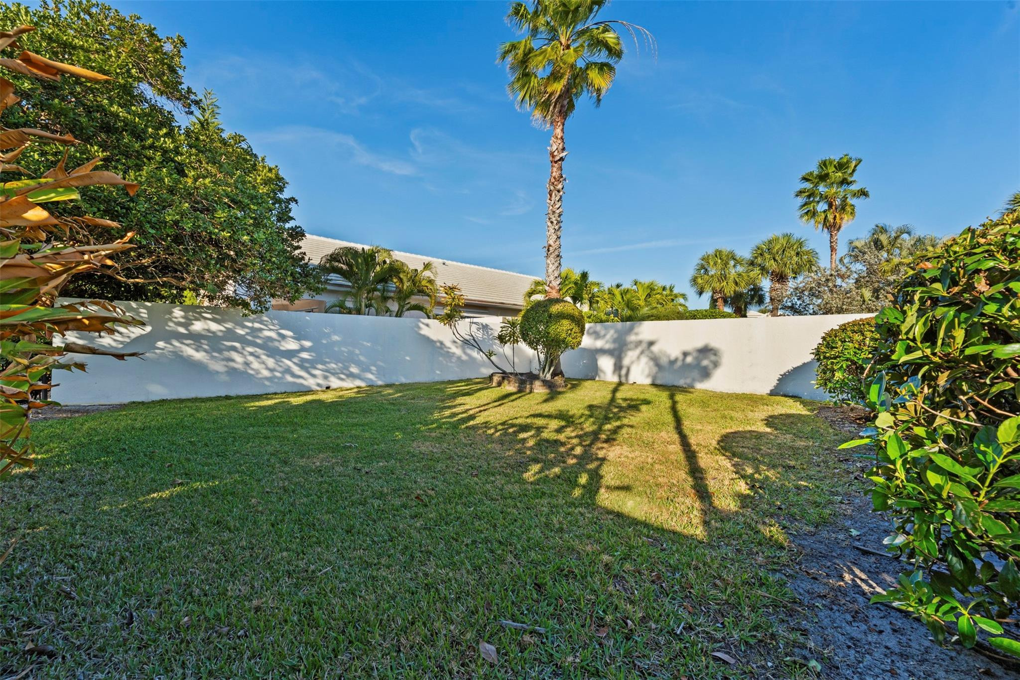 9181 Heathridge Drive