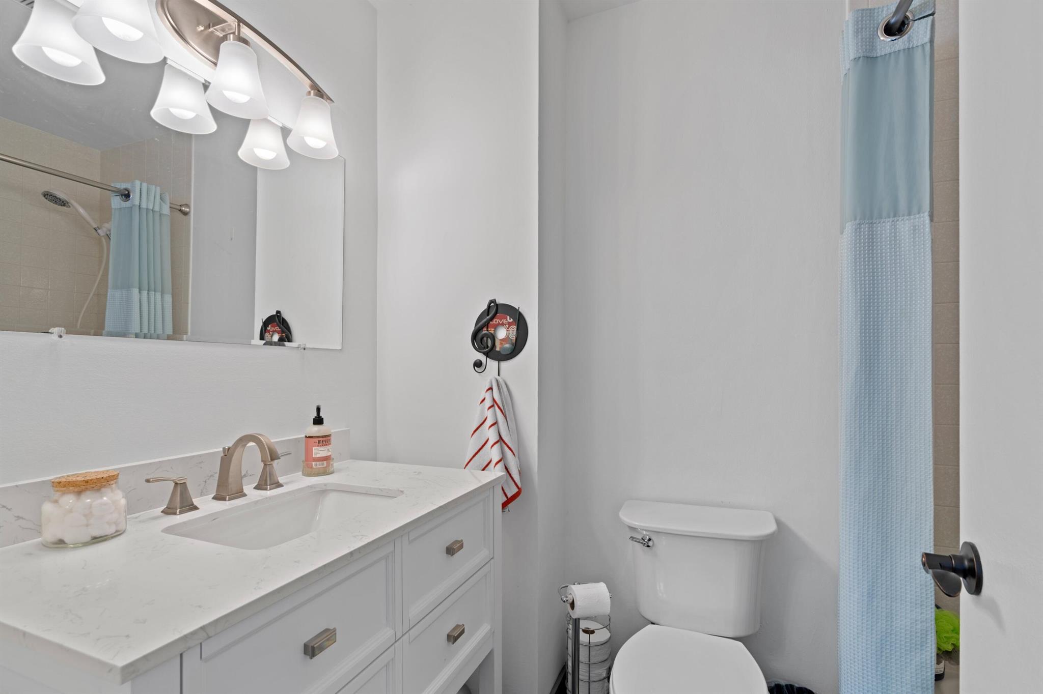 5041 Society Place E Unit: D