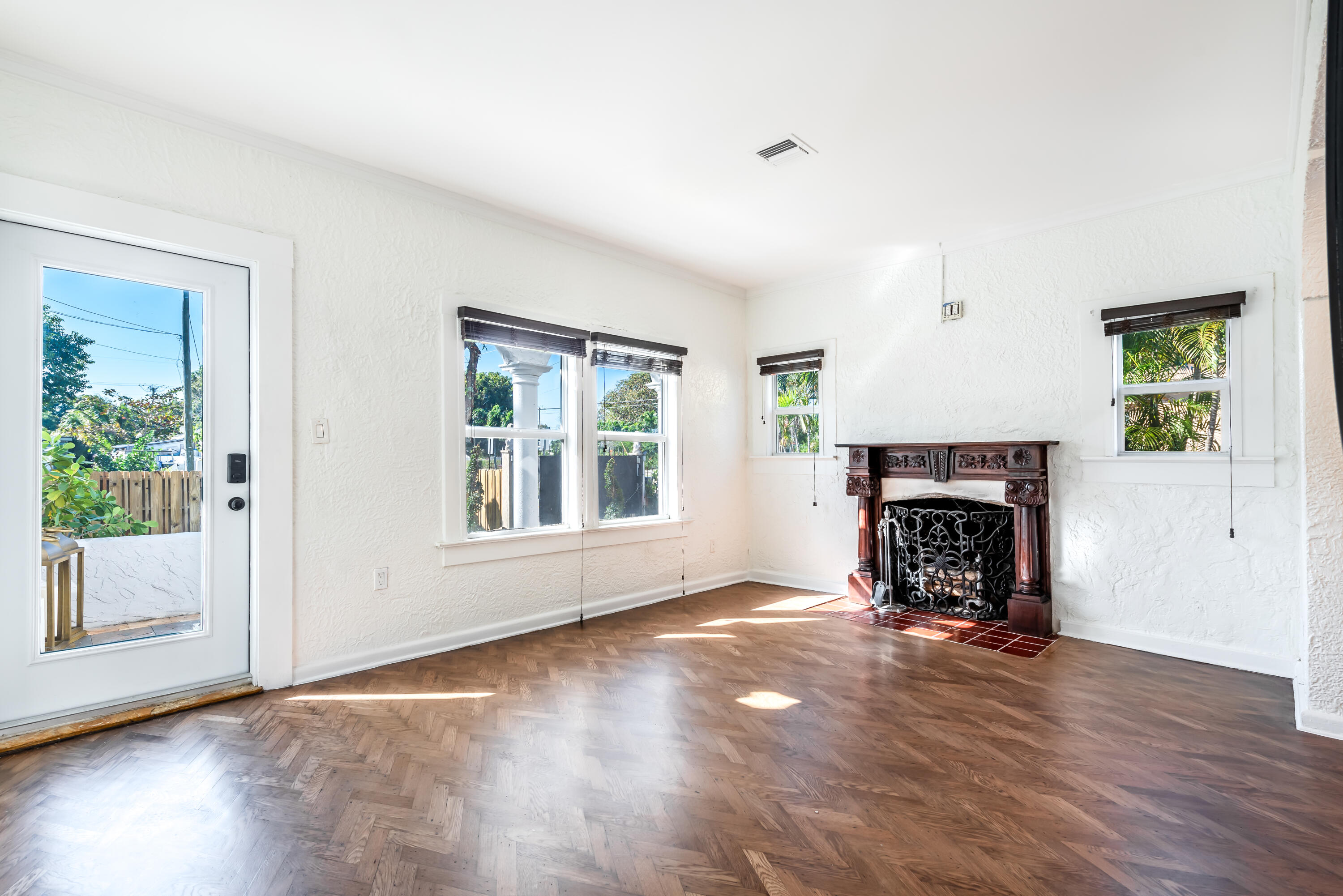 625 Hampton Road