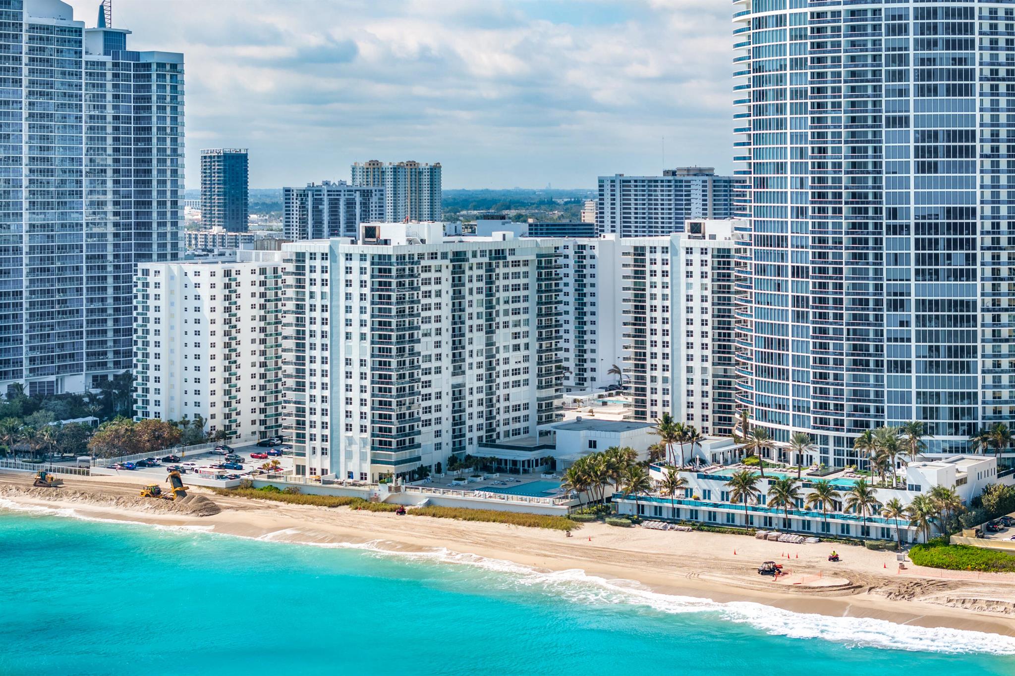 2751 S Ocean Drive Unit: 504n