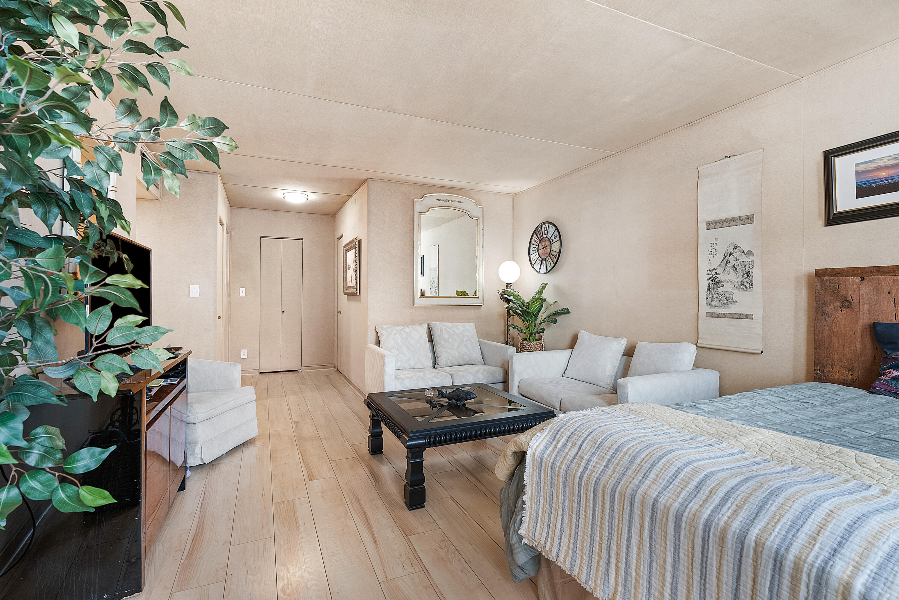 2751 S Ocean Drive Unit: 504n