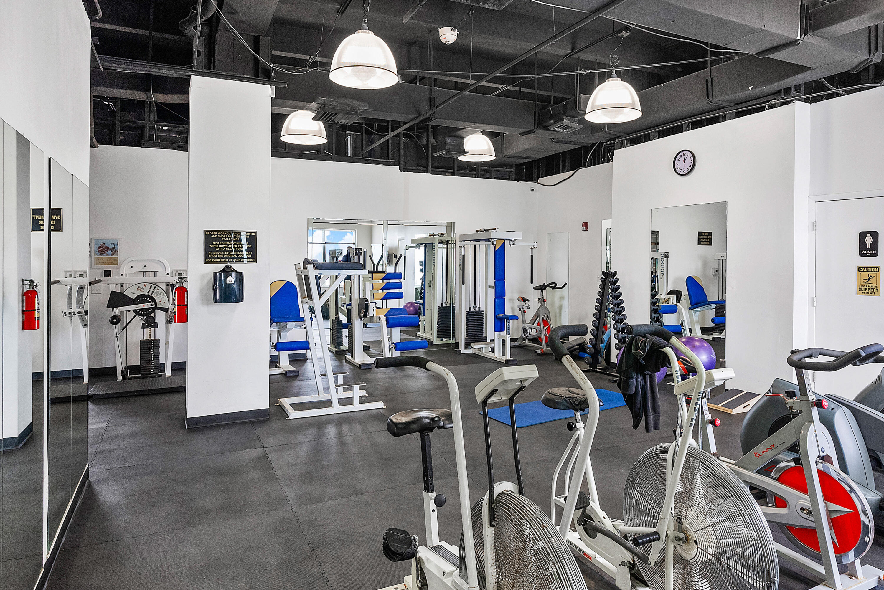 2751 S Ocean Drive Unit: 504n