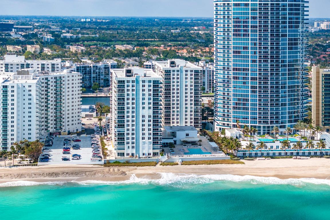2751 S Ocean Drive Unit: 504n