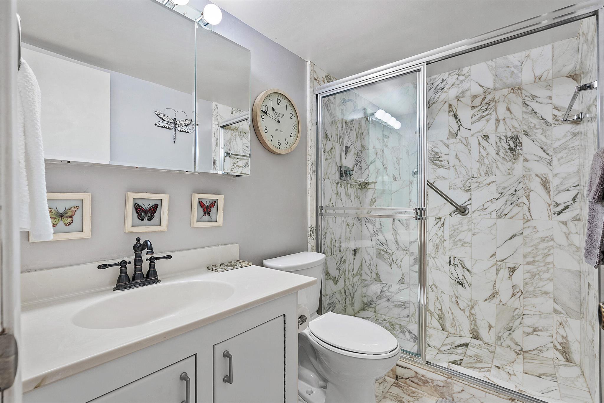 2751 S Ocean Drive Unit: 504n