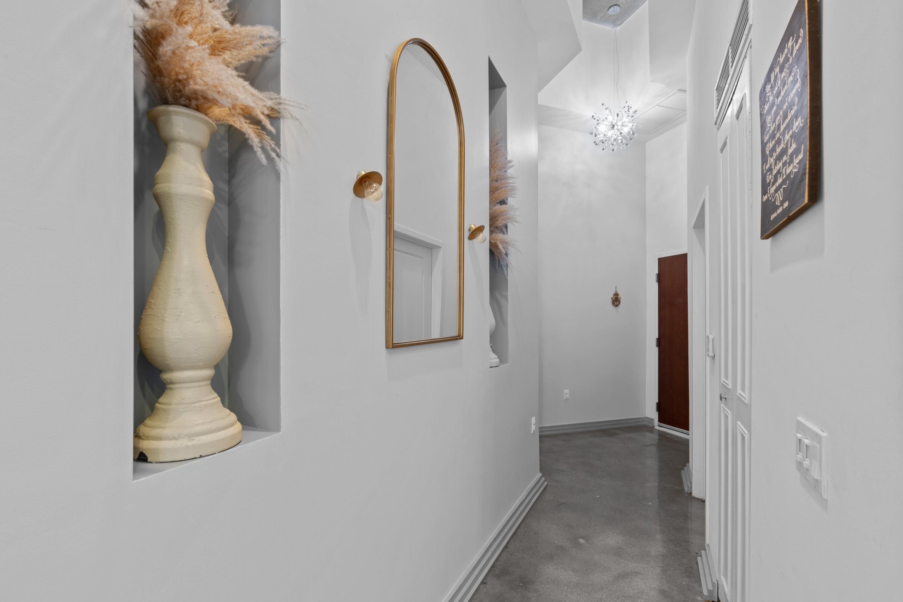 300 S Australian Avenue Unit: 105