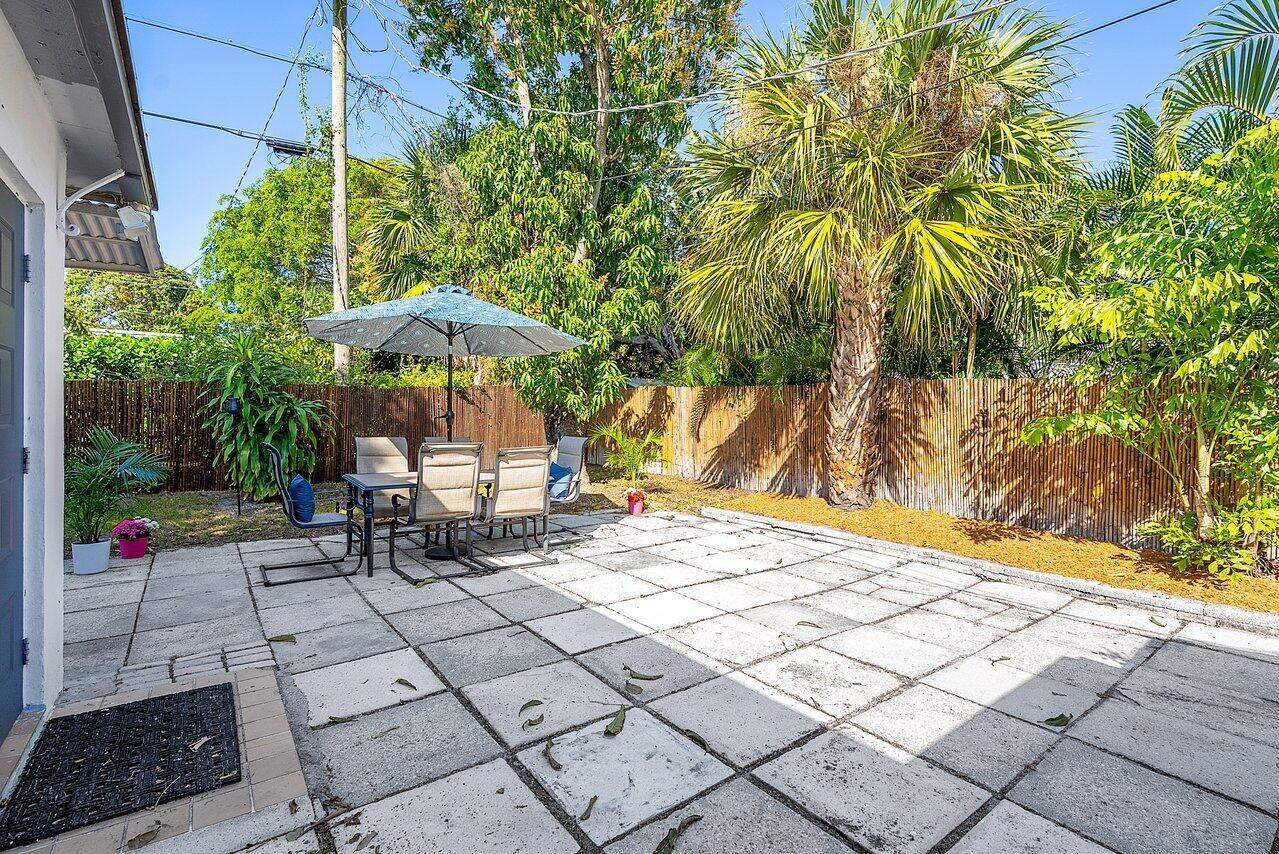 3805 Paseo Andalusia