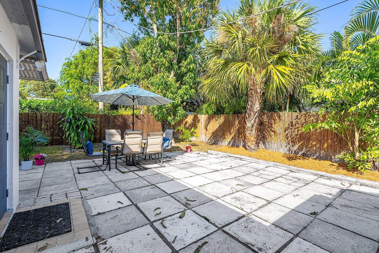 3805 Paseo Andalusia