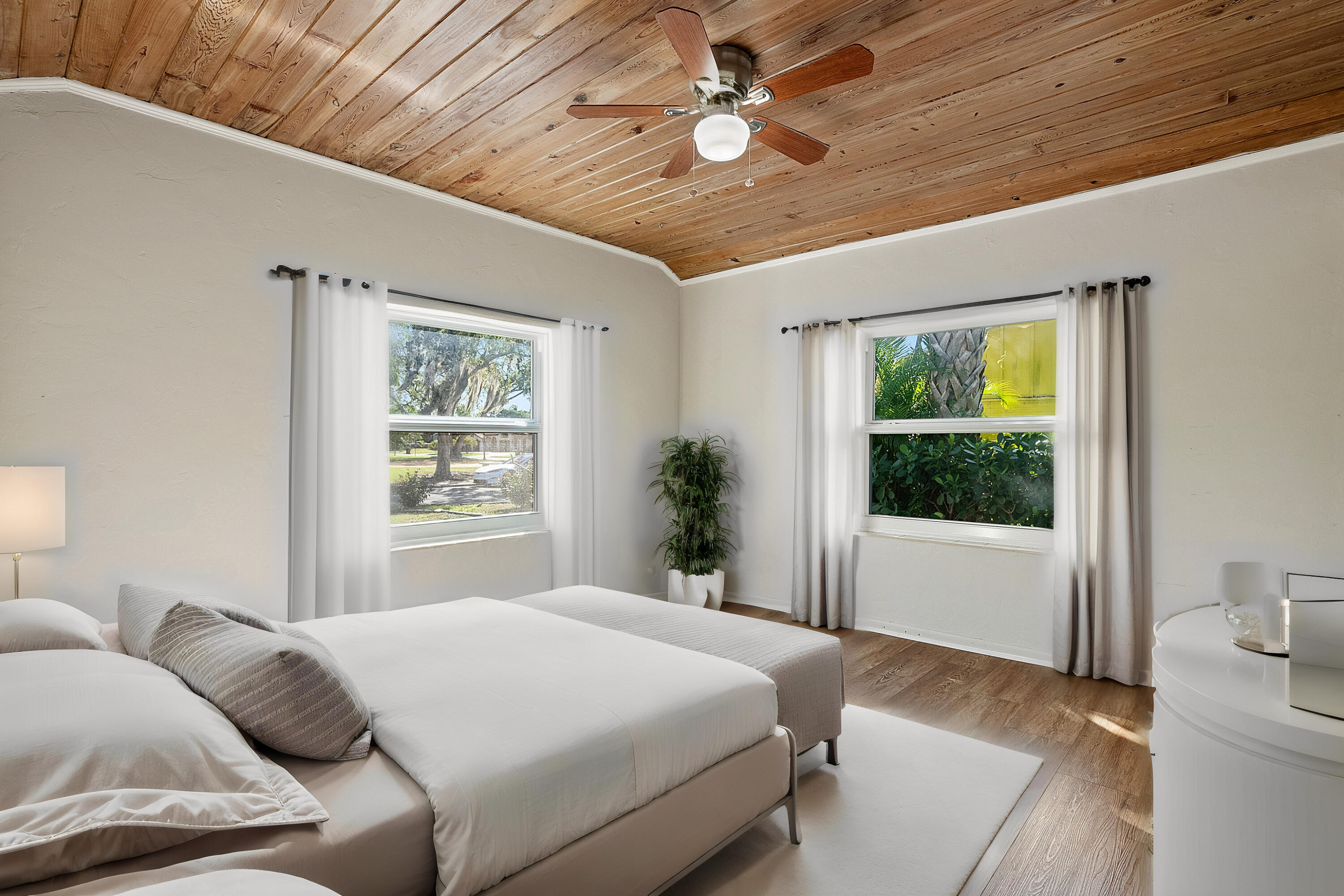 3805 Paseo Andalusia