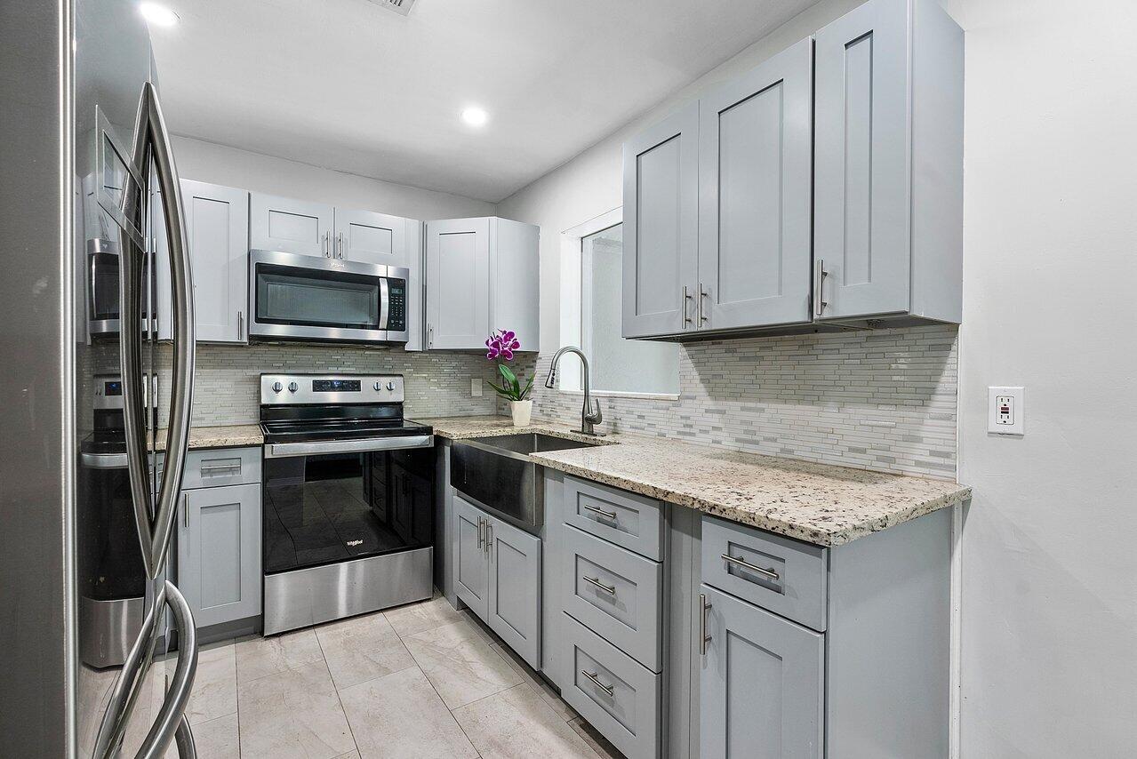 3805 Paseo Andalusia