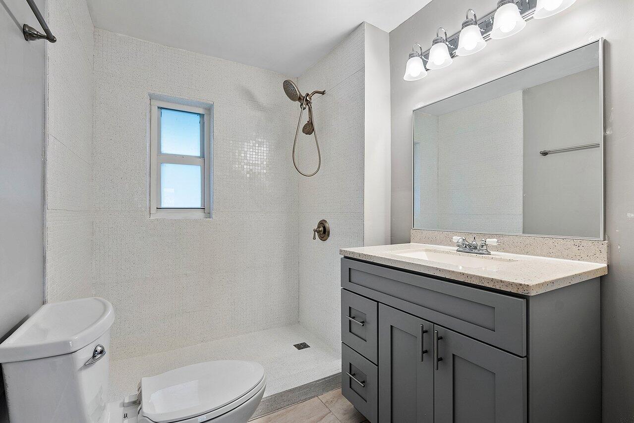 3805 Paseo Andalusia