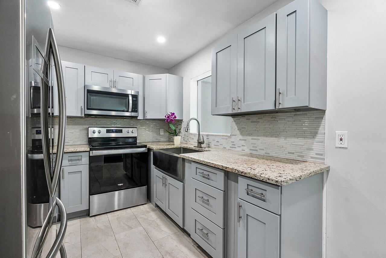 3805 Paseo Andalusia