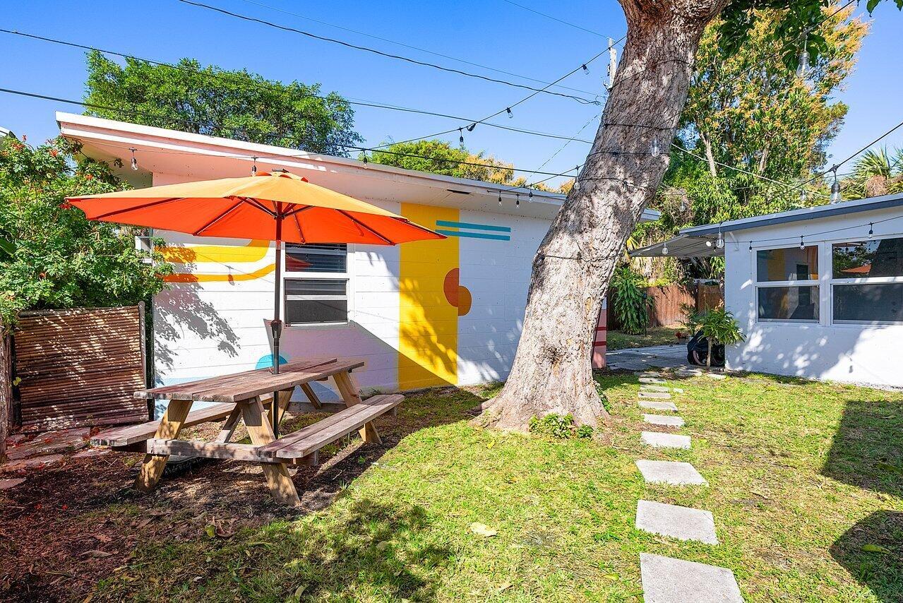 3805 Paseo Andalusia