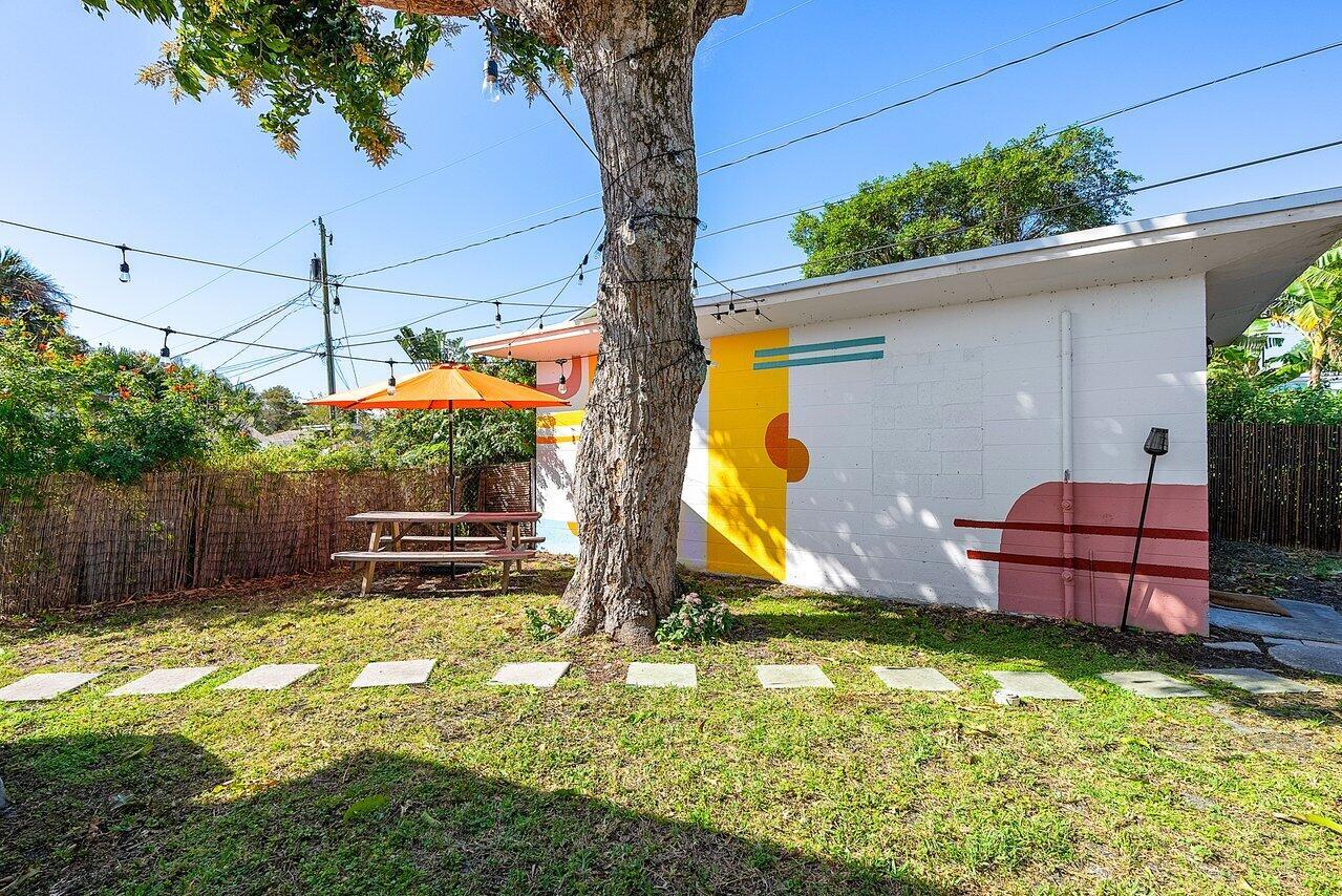 3805 Paseo Andalusia