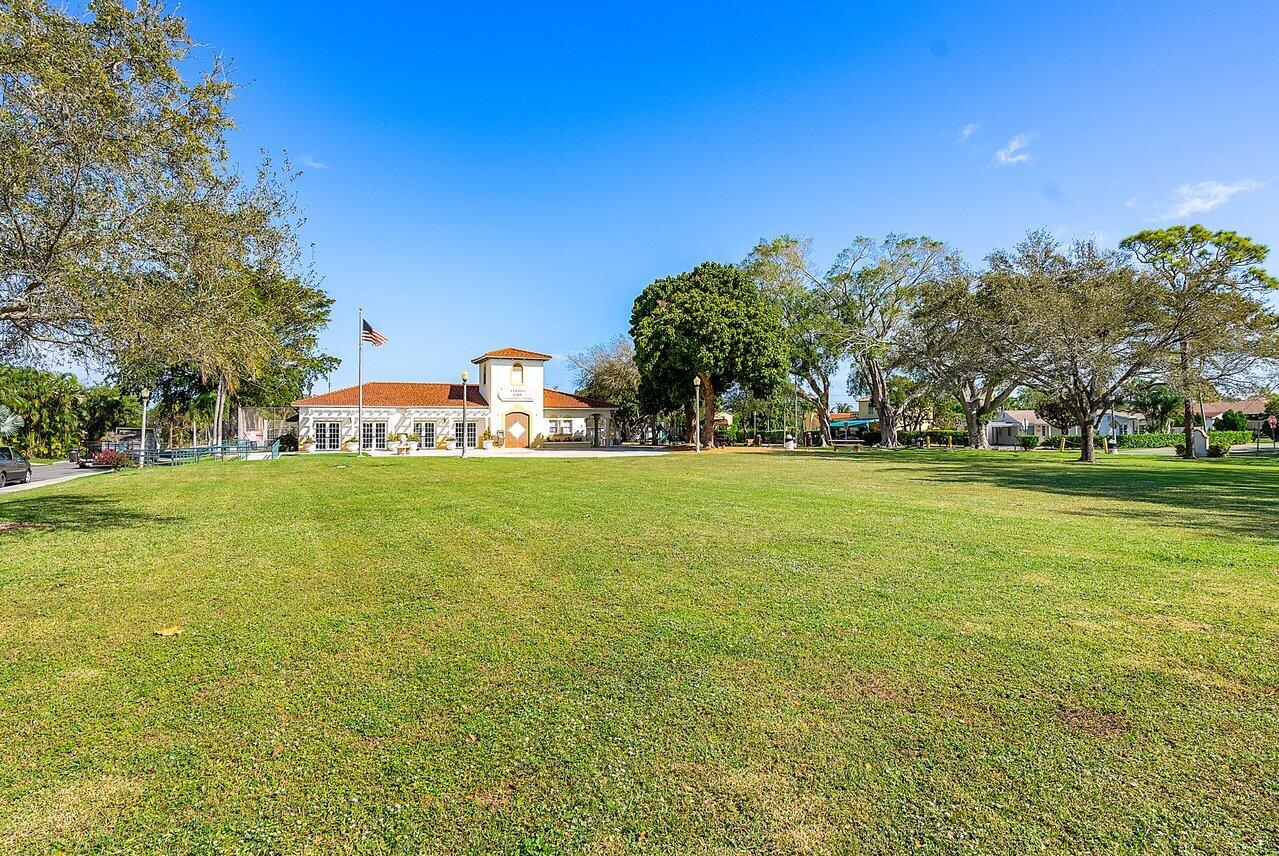 3805 Paseo Andalusia