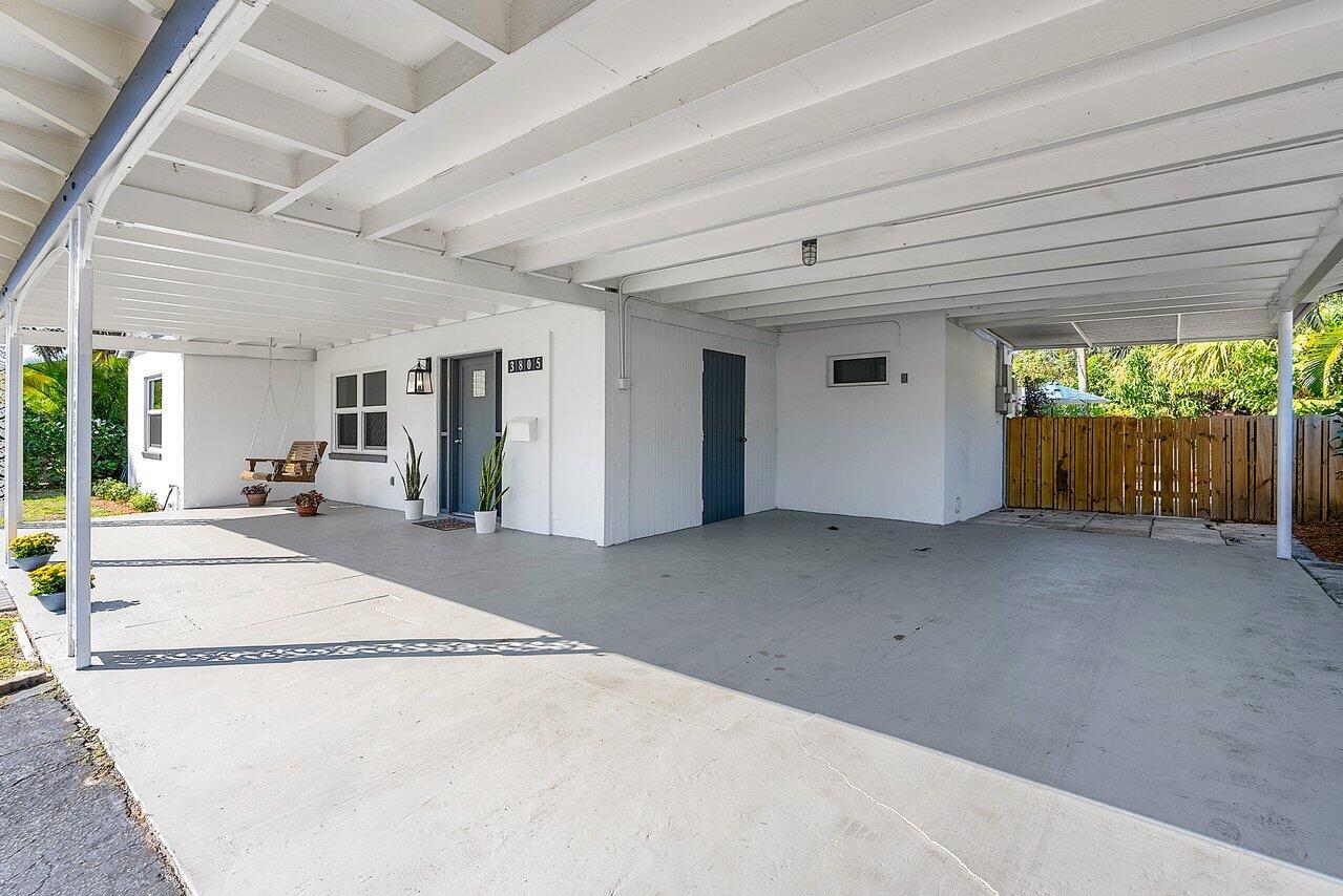 3805 Paseo Andalusia