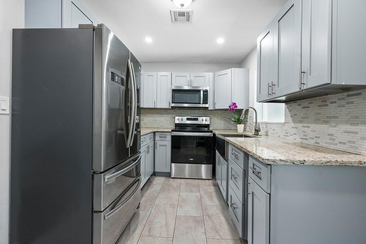 3805 Paseo Andalusia