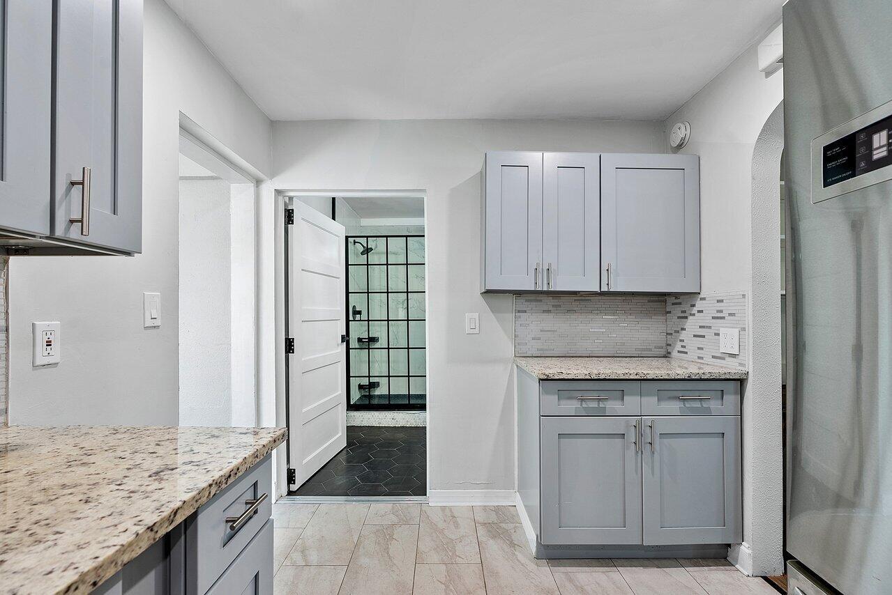 3805 Paseo Andalusia