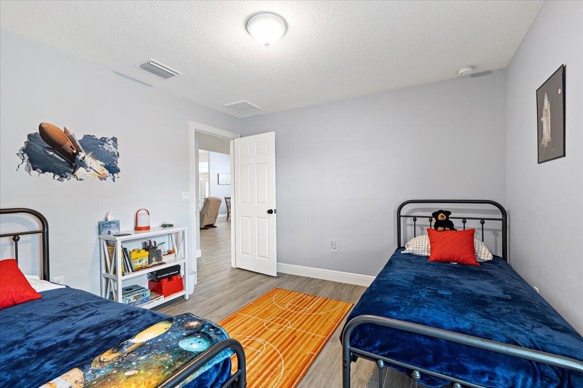 405 SW Kestor Drive, Port St. Lucie