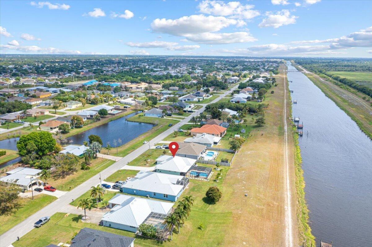 405 SW Kestor Drive, Port St. Lucie