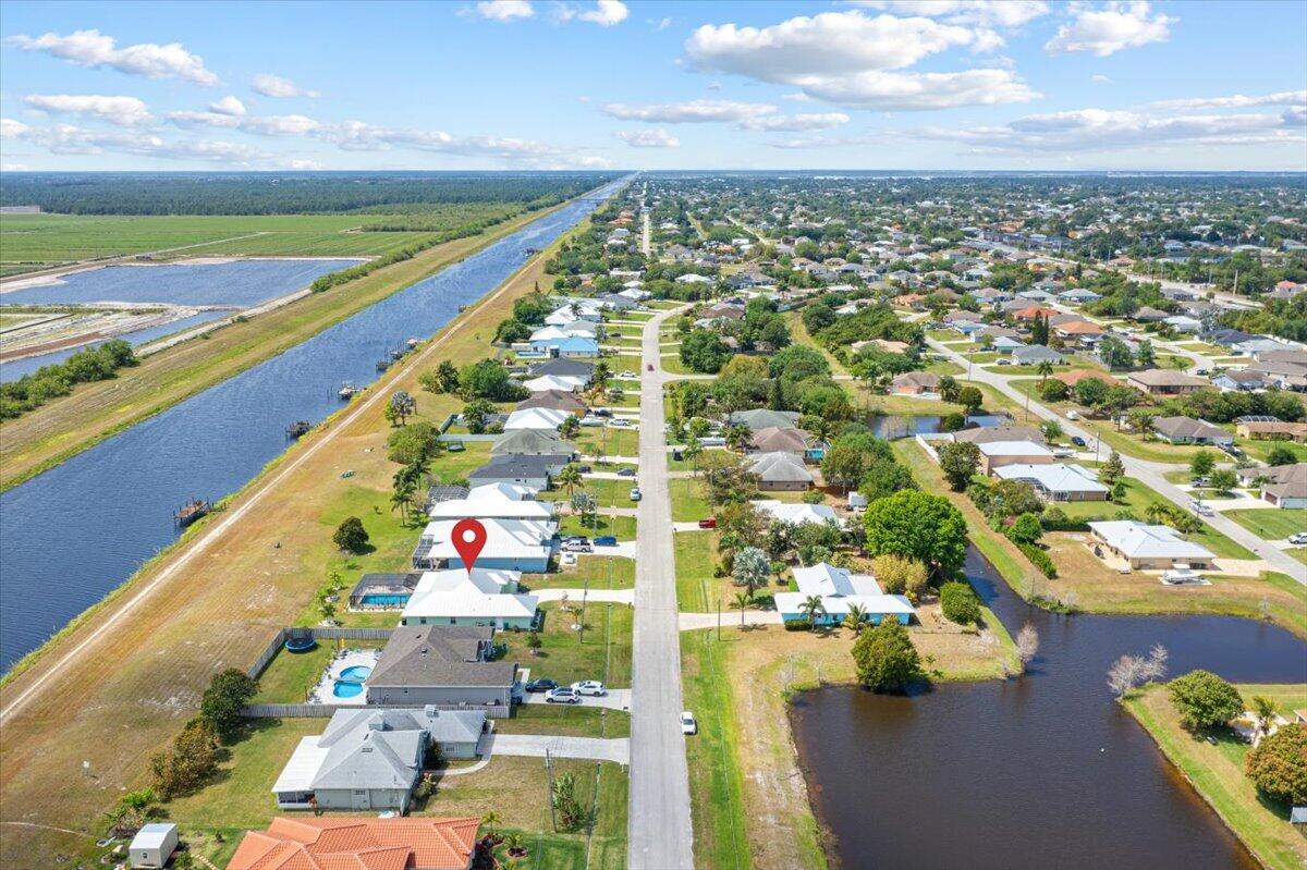 405 SW Kestor Drive, Port St. Lucie
