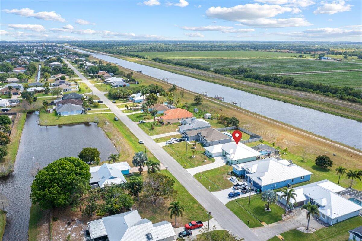 405 SW Kestor Drive, Port St. Lucie