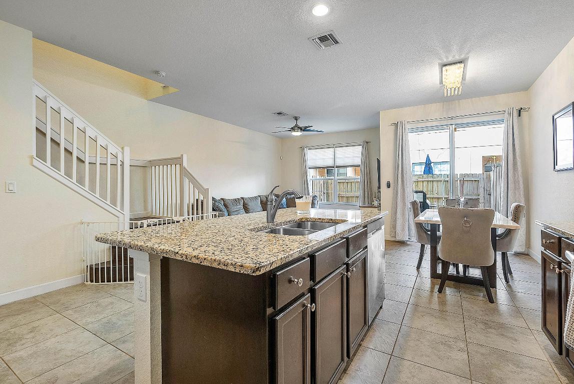 4339 Chalmers Lane Lane