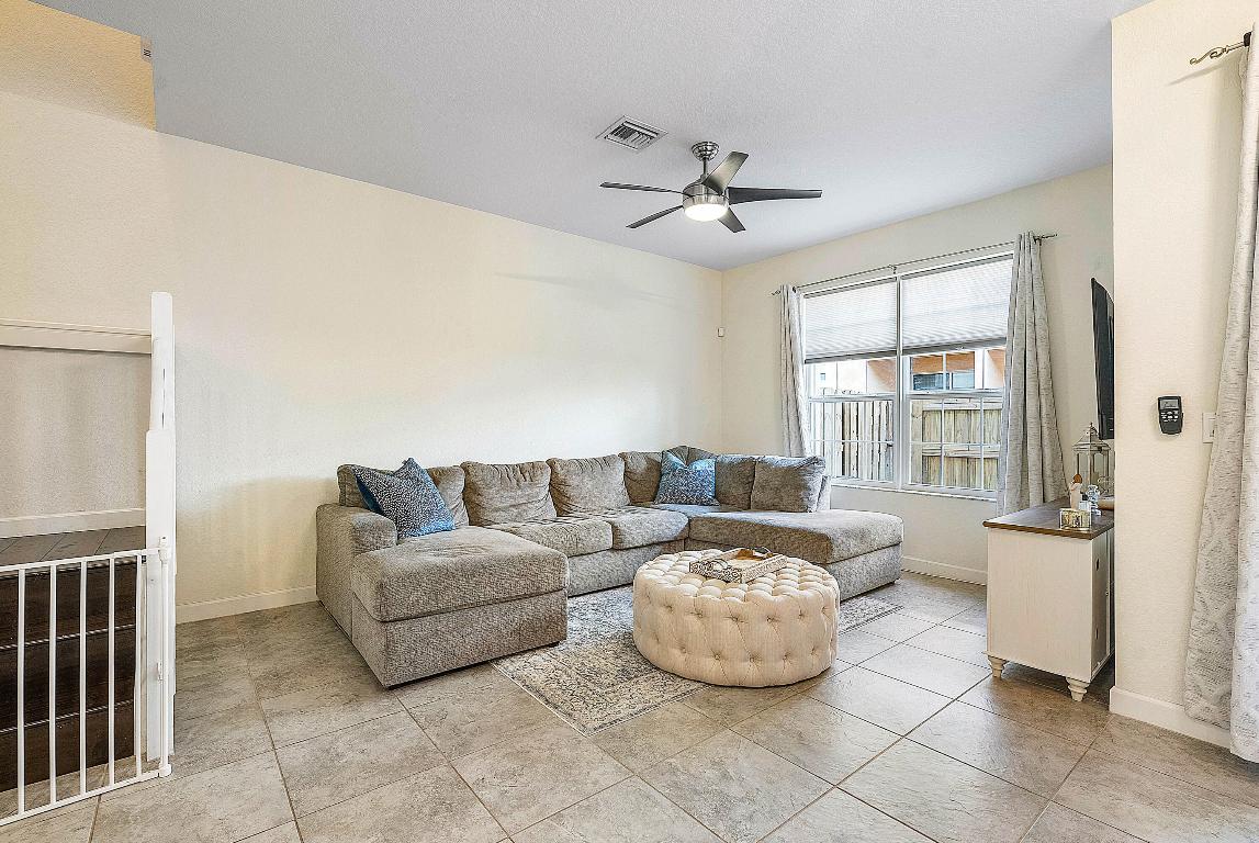 4339 Chalmers Lane Lane